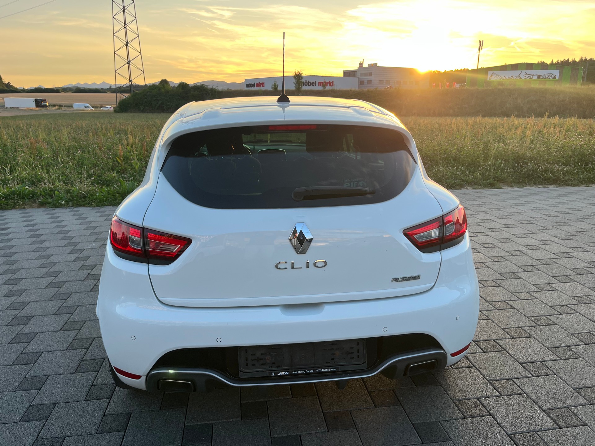 RENAULT Clio 1.6 T RS 200 EDC-image-6