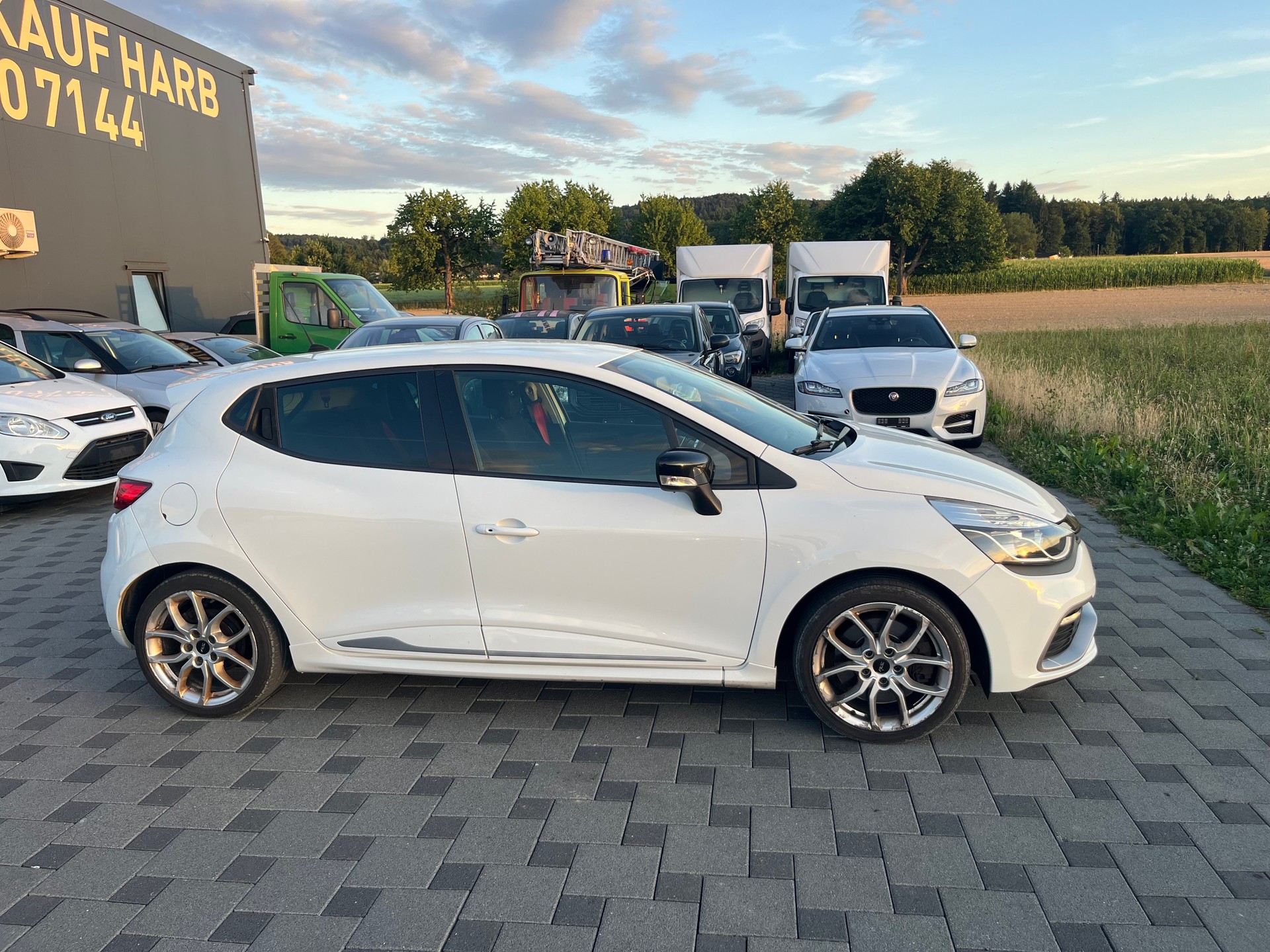 RENAULT Clio 1.6 T RS 200 EDC-image-1