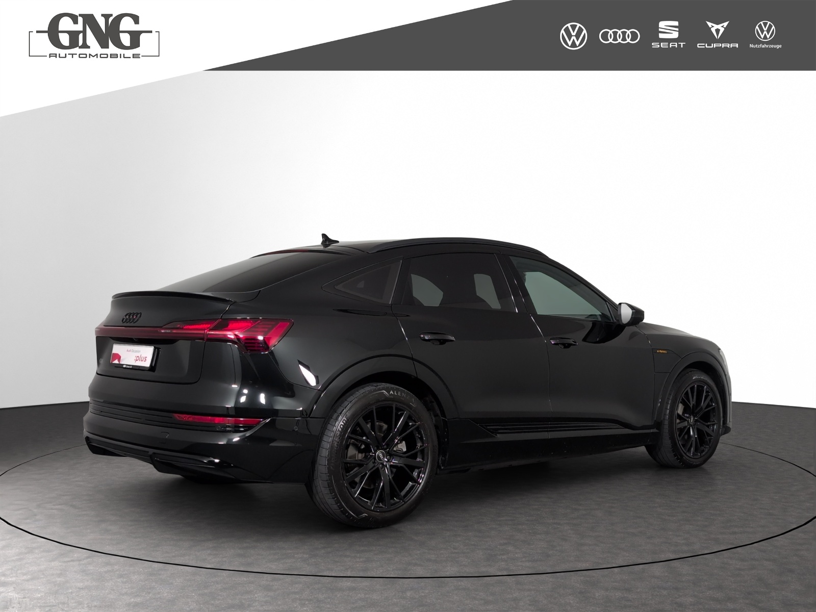 AUDI e-tron 55 Sportback S Line Black Edition quattro-image-2
