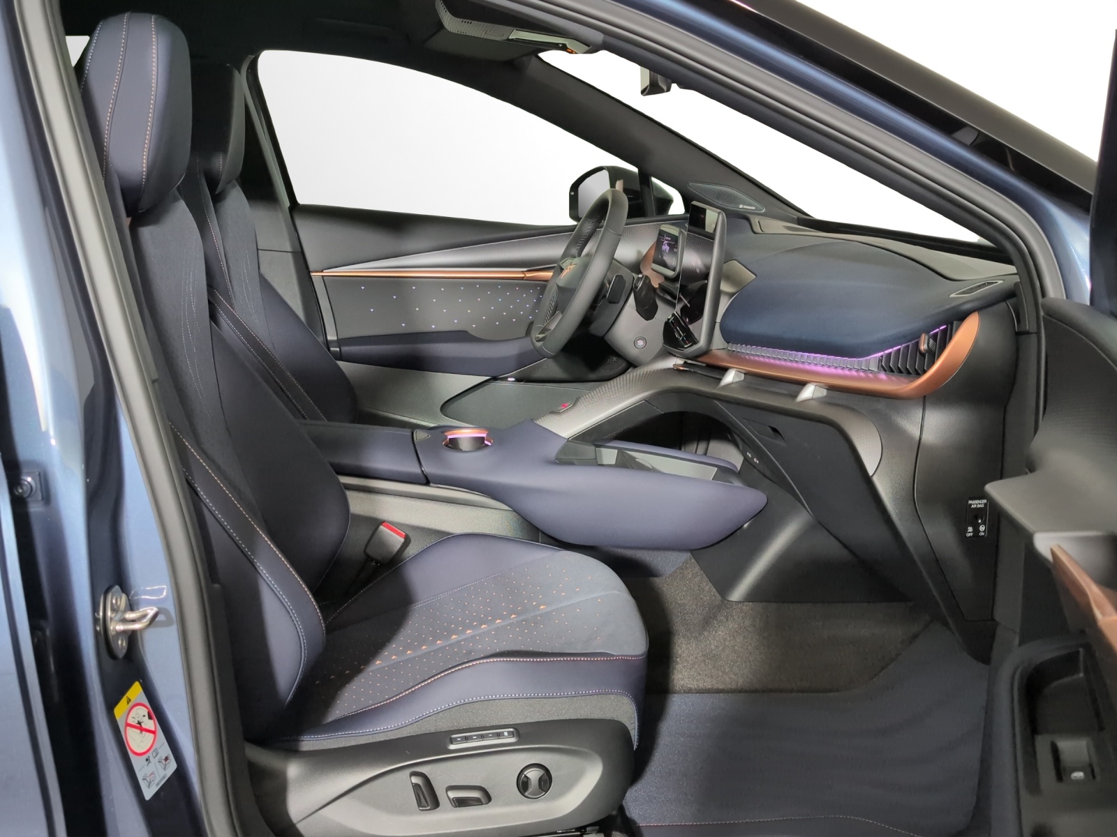 CUPRA Tavascan Type 9 77 kWh Adrenaline-image-6