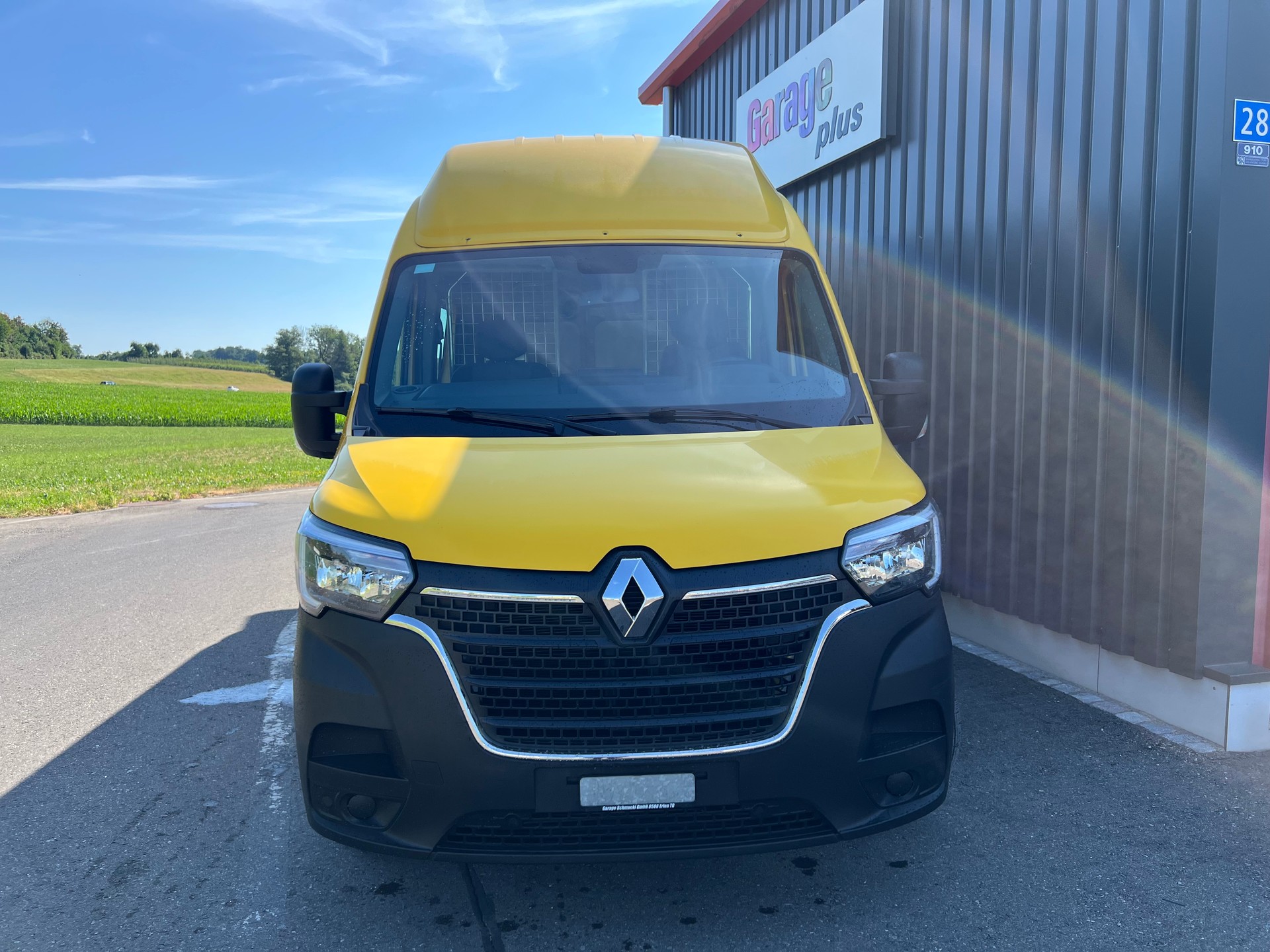 RENAULT Master T35 2.3dCi 135 L3H3-image-1