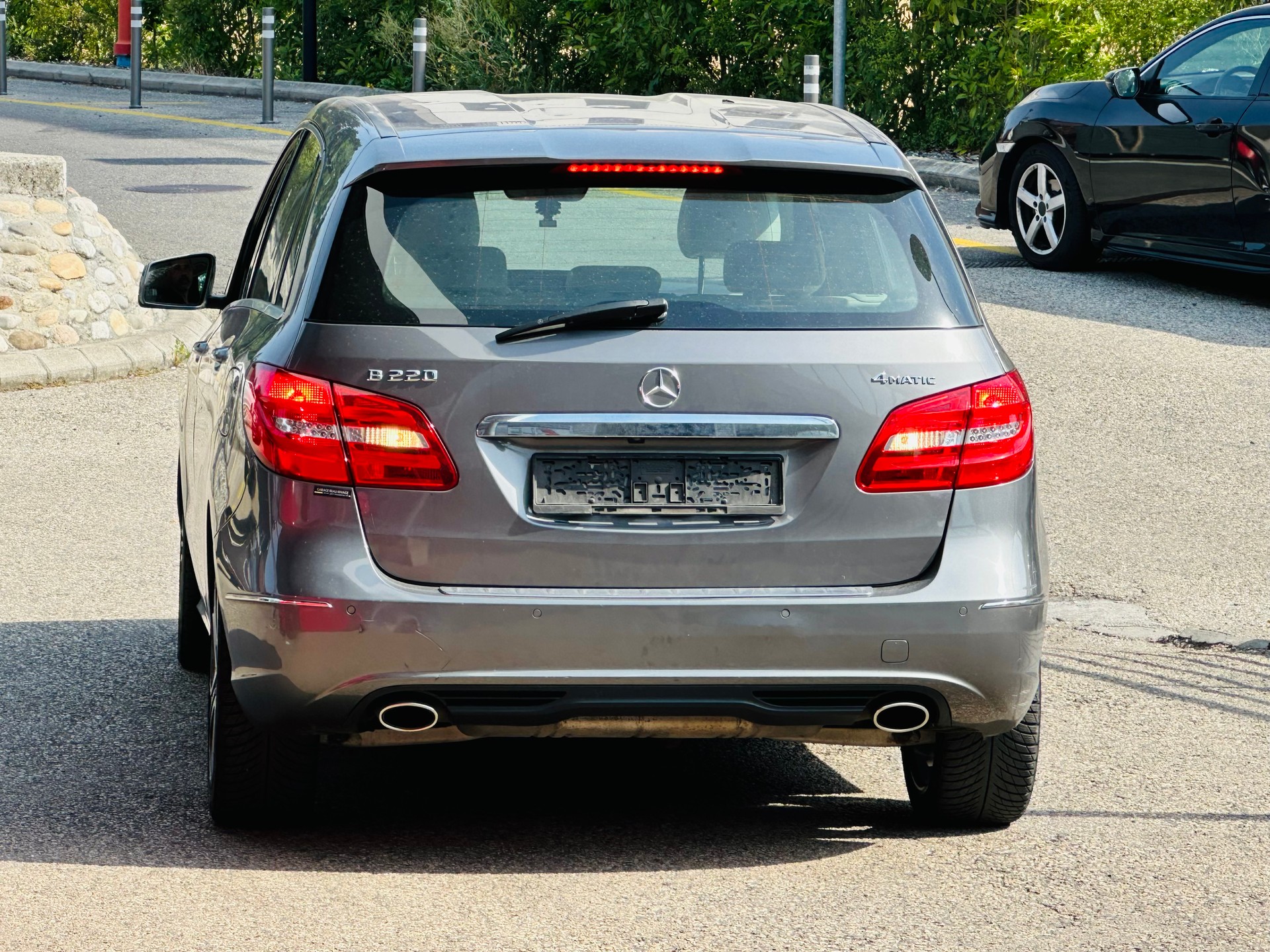 MERCEDES-BENZ B 220 4Matic 7G-DCT-image-7