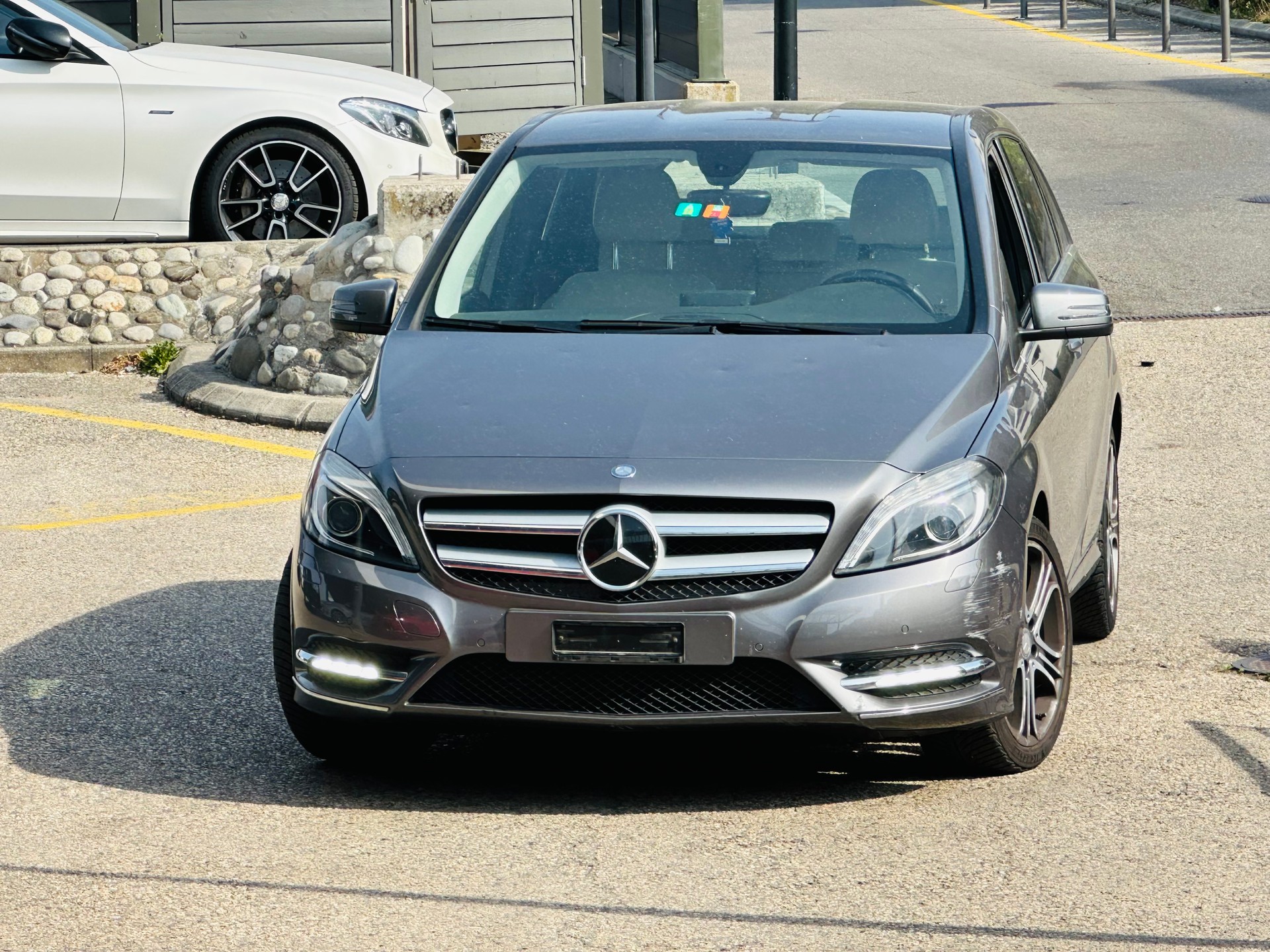 MERCEDES-BENZ B 220 4Matic 7G-DCT-image-0