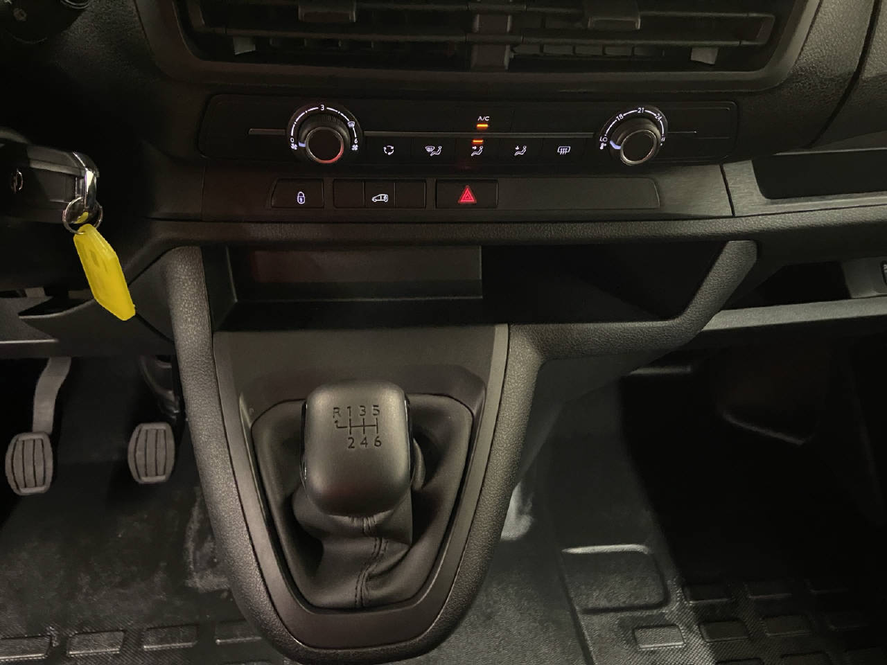 OPEL Vivaro Cargo 1.5 D 120 S/S EW-image-9
