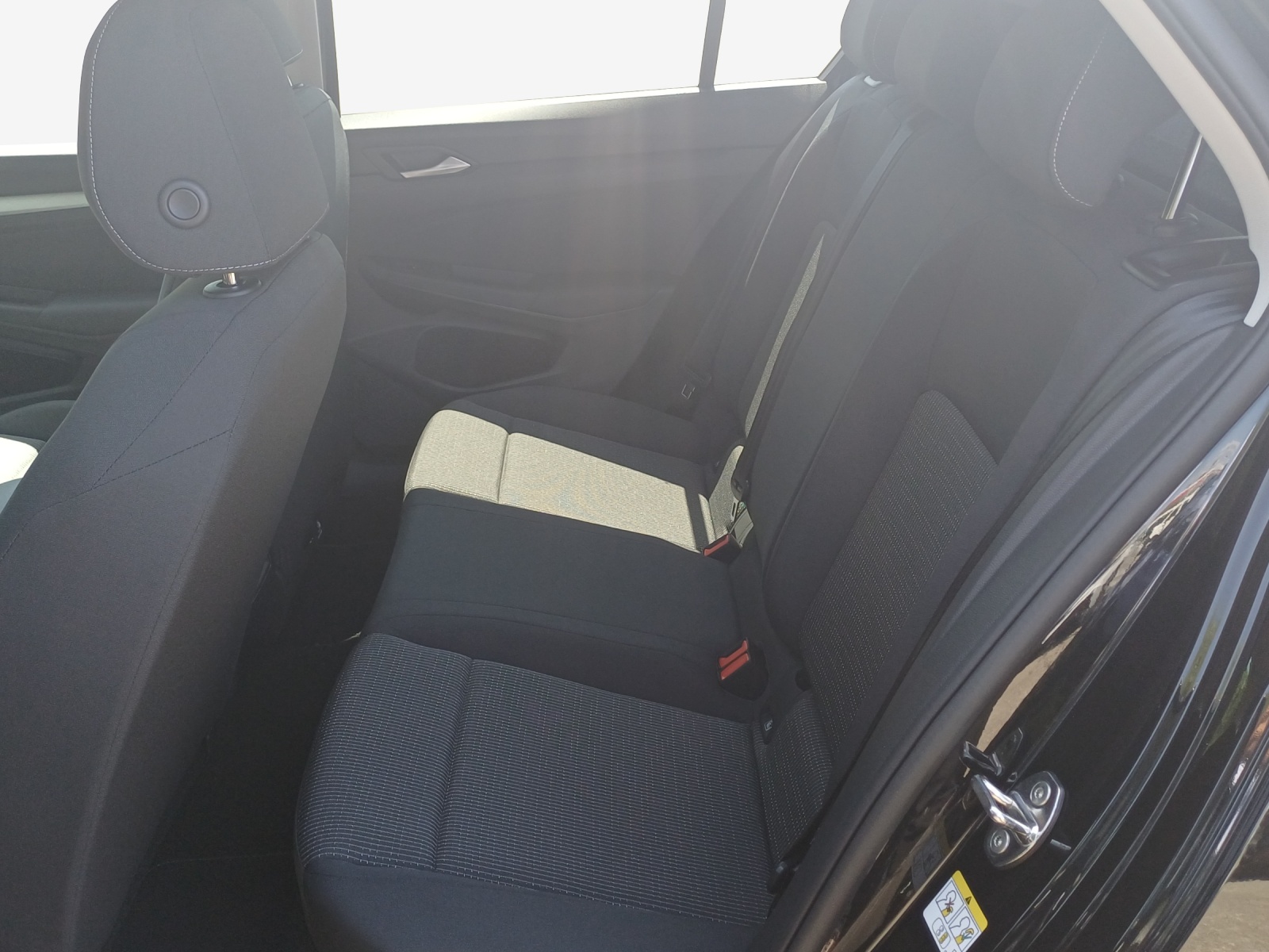 VW Golf 1.5 e TSI mHEV Value DSG-image-11