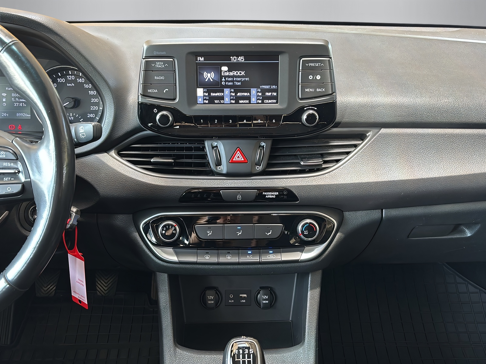 HYUNDAI i30 Wagon 1.4 Yes!-image-5