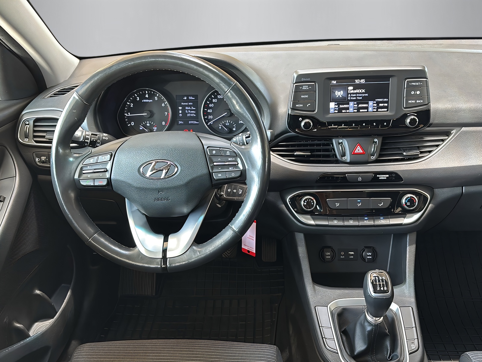 HYUNDAI i30 Wagon 1.4 Yes!-image-4