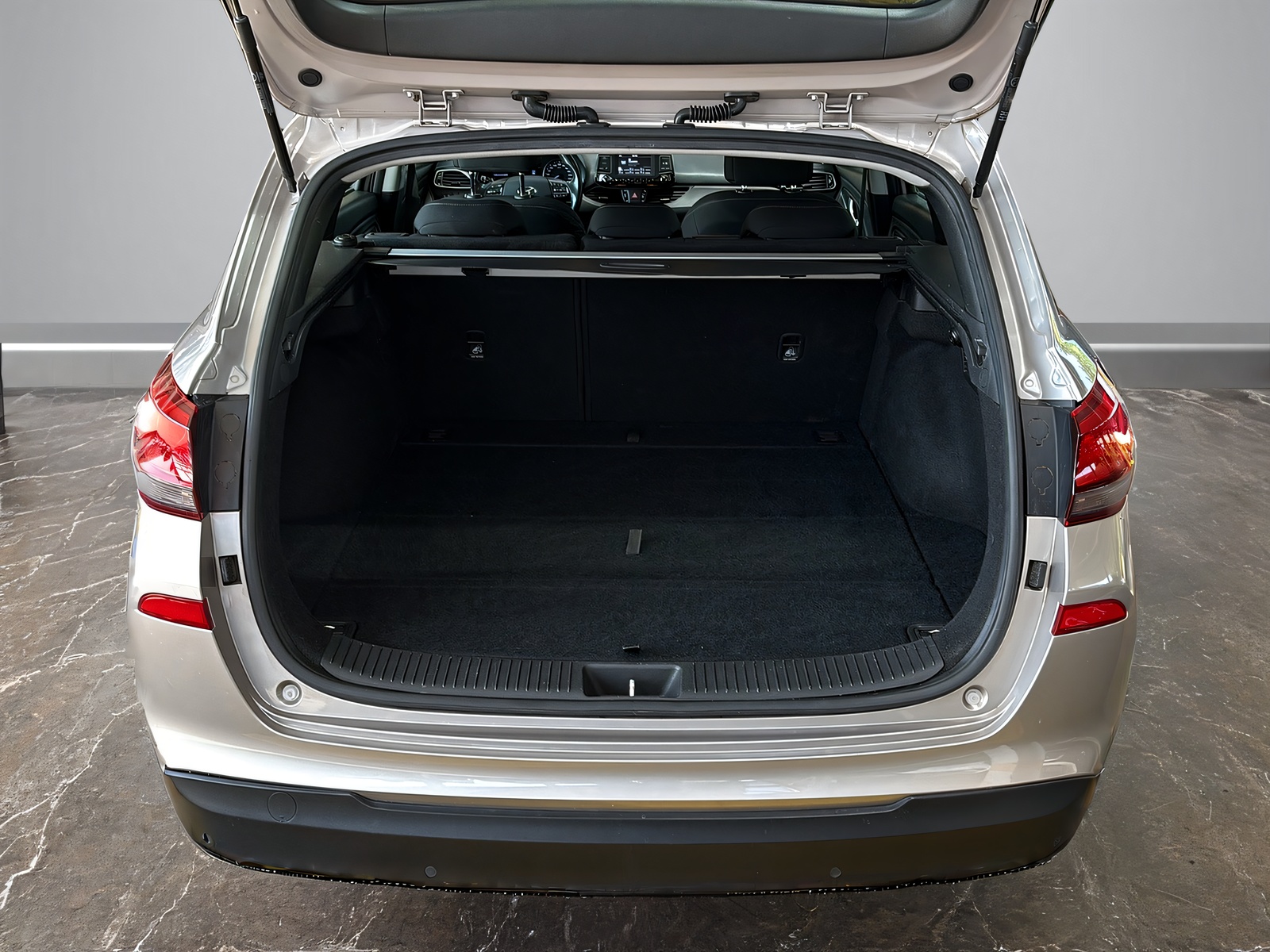 HYUNDAI i30 Wagon 1.4 Yes!-image-10