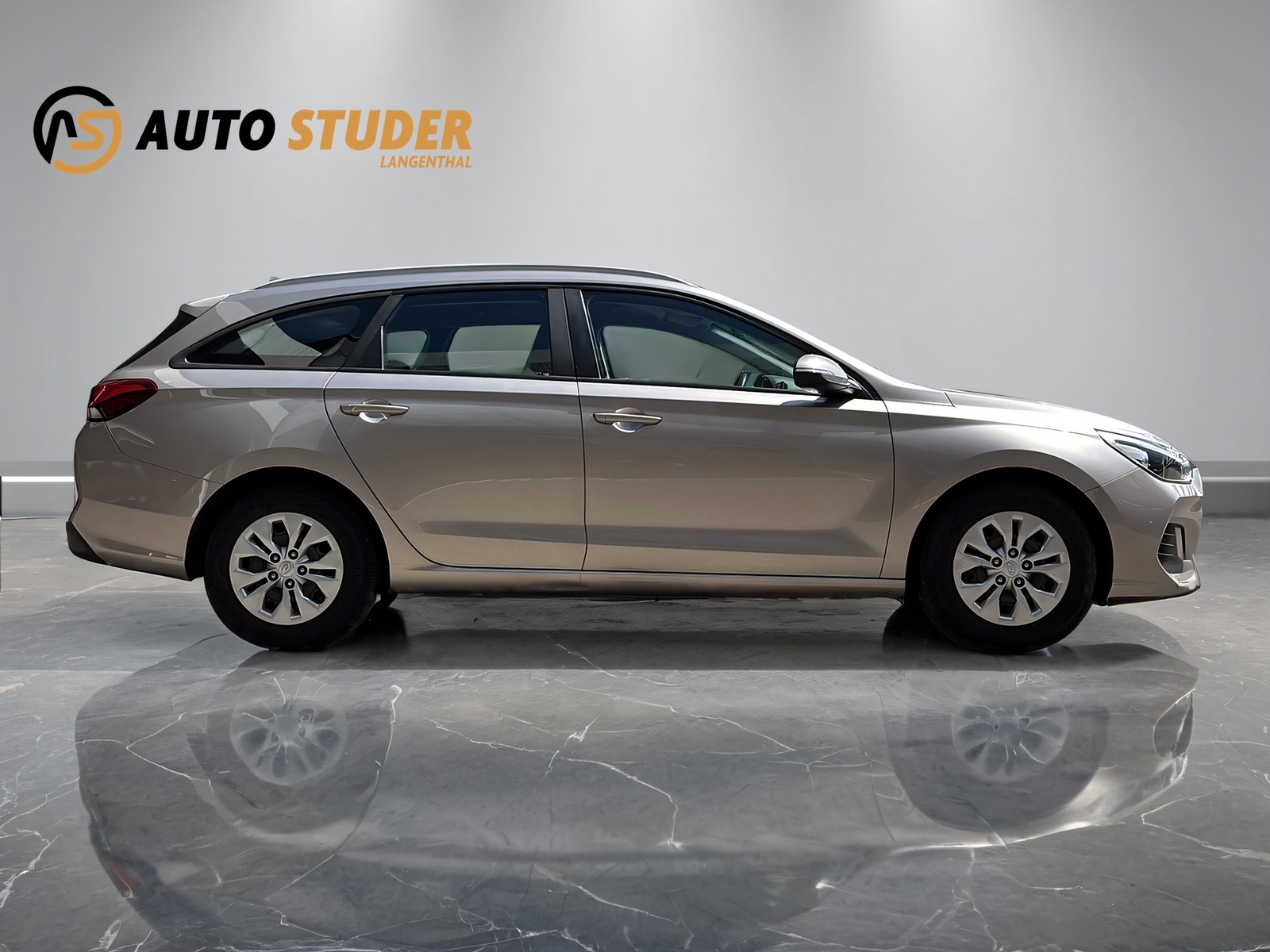 HYUNDAI i30 Wagon 1.4 Yes!-image-12