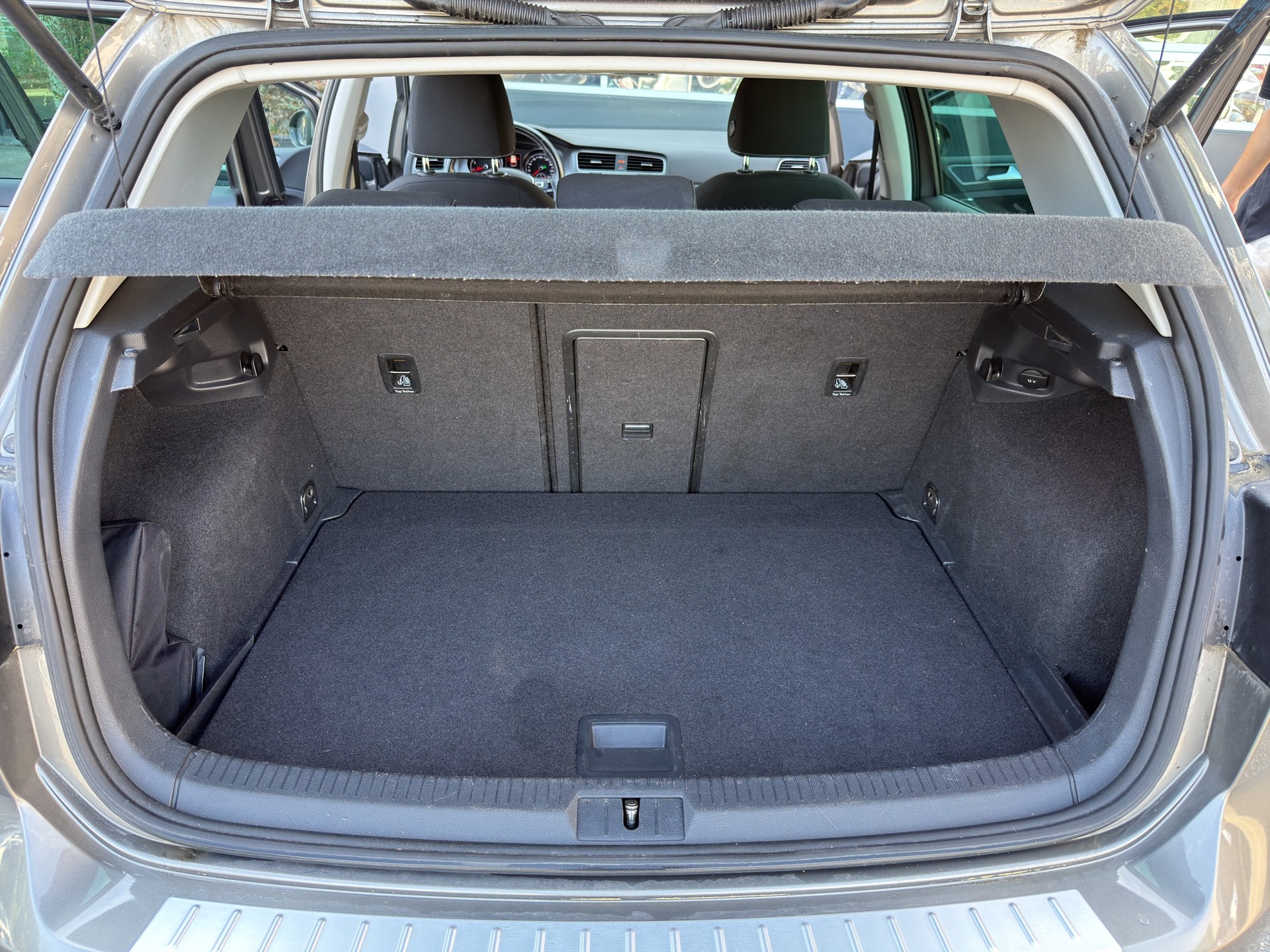 VW Golf 1.4 TSI Lounge DSG-image-18