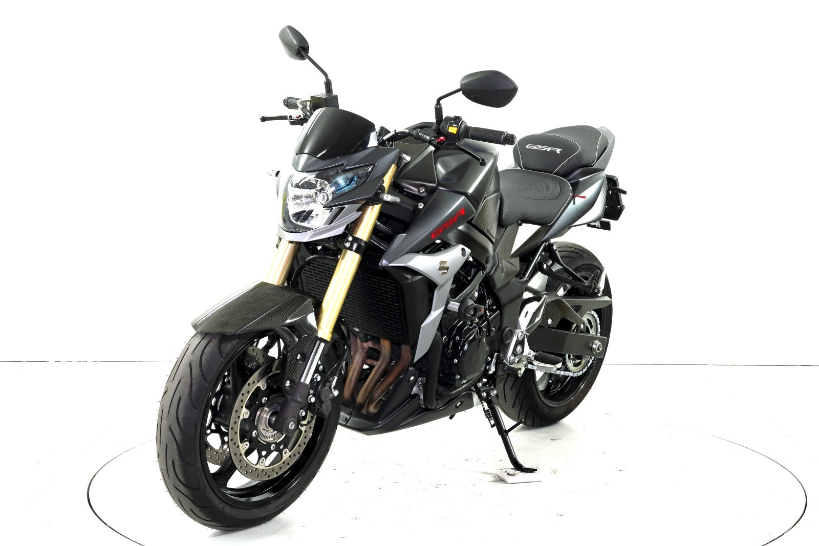 SUZUKI GSR 750 ABS-showroom-element-2