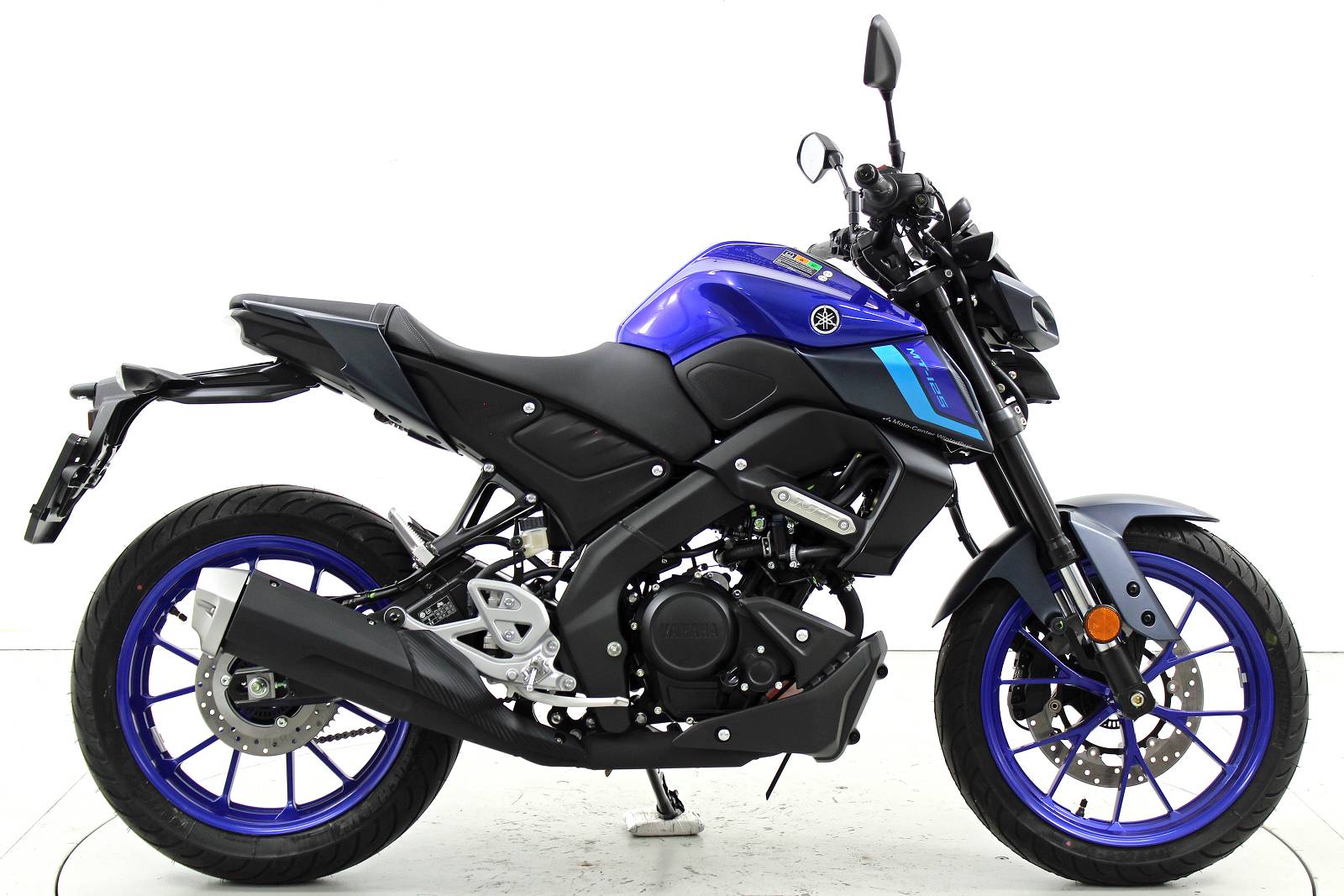 YAMAHA MT-125 ABS-showroom-element-3