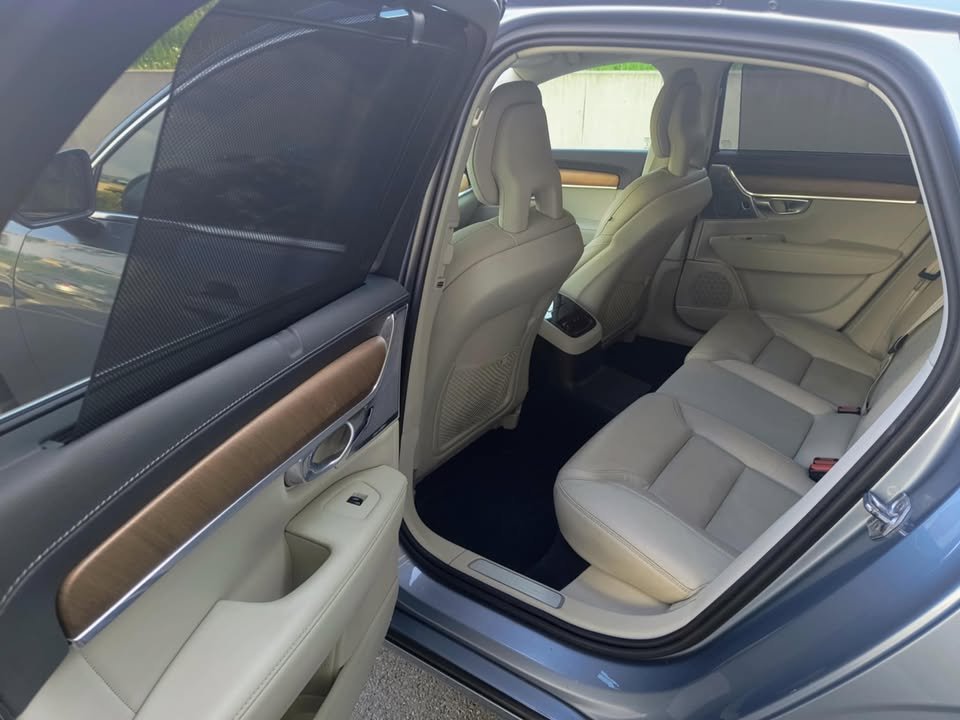 VOLVO S90 T8 eAWD Twin Engine Inscription Geartronic-image-9