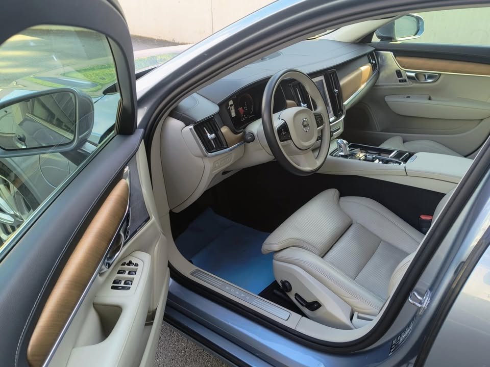 VOLVO S90 T8 eAWD Twin Engine Inscription Geartronic-image-7