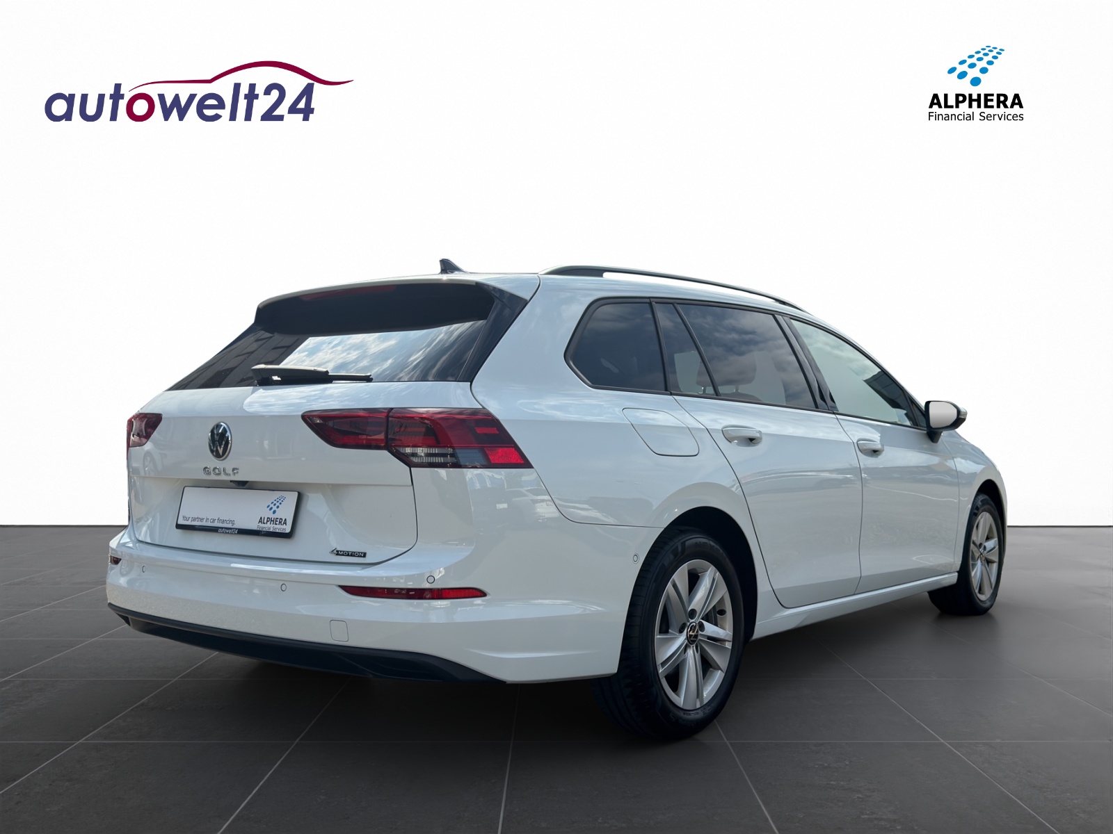 VW Golf Variant 2.0 TDI Life DSG 4Motion-image-4