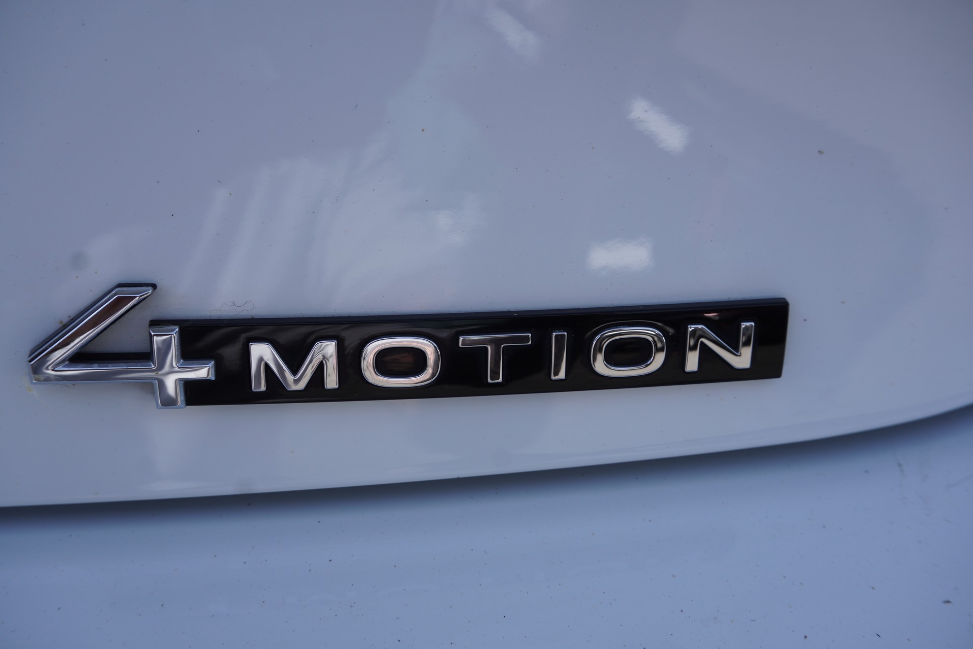 VW Golf Variant 2.0 TDI Life DSG 4Motion-image-9