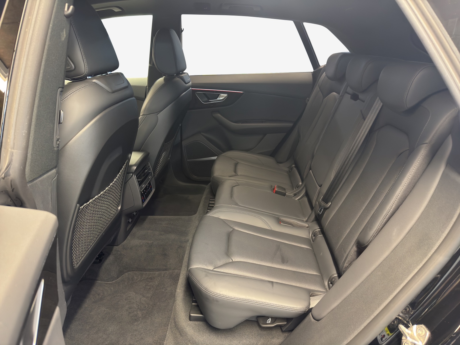 AUDI Q8 50 TDI quattro tiptronic-image-11