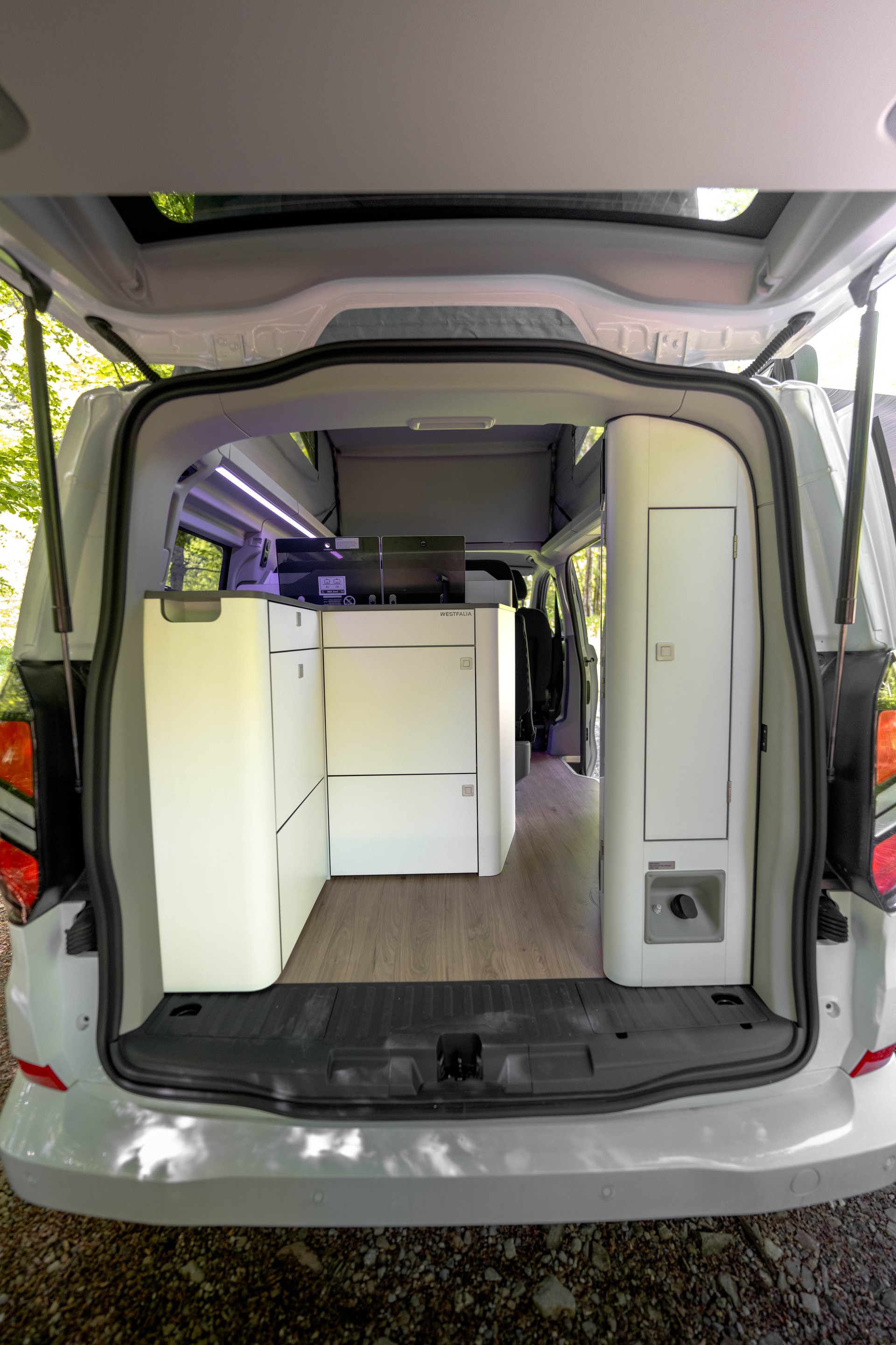 FORD Transit Custom 320 L1H1 Aut. Titanium-image-3