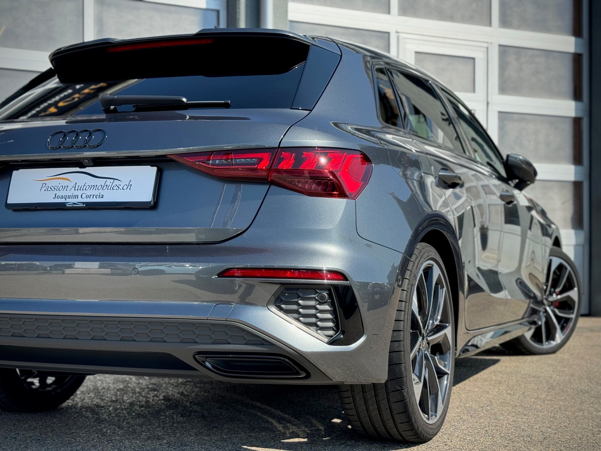 AUDI A3 Sportback 35 TFSI S line Attraction S-tronic - Véhicule Suisse (CH)-image-5