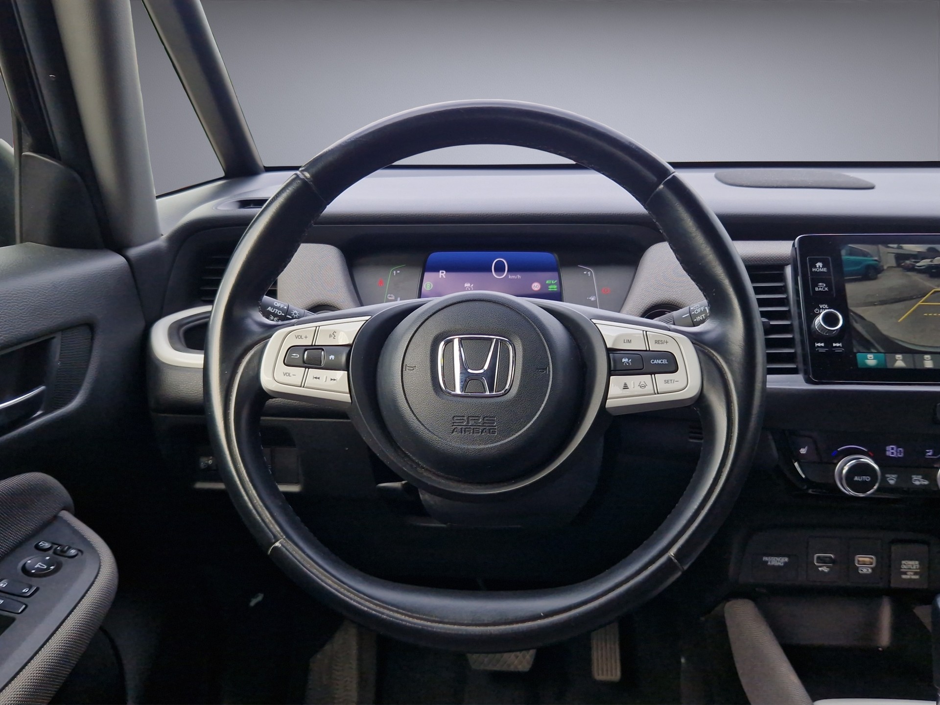 HONDA Jazz 1.5 i-MMD Crosstar Executive-image-15