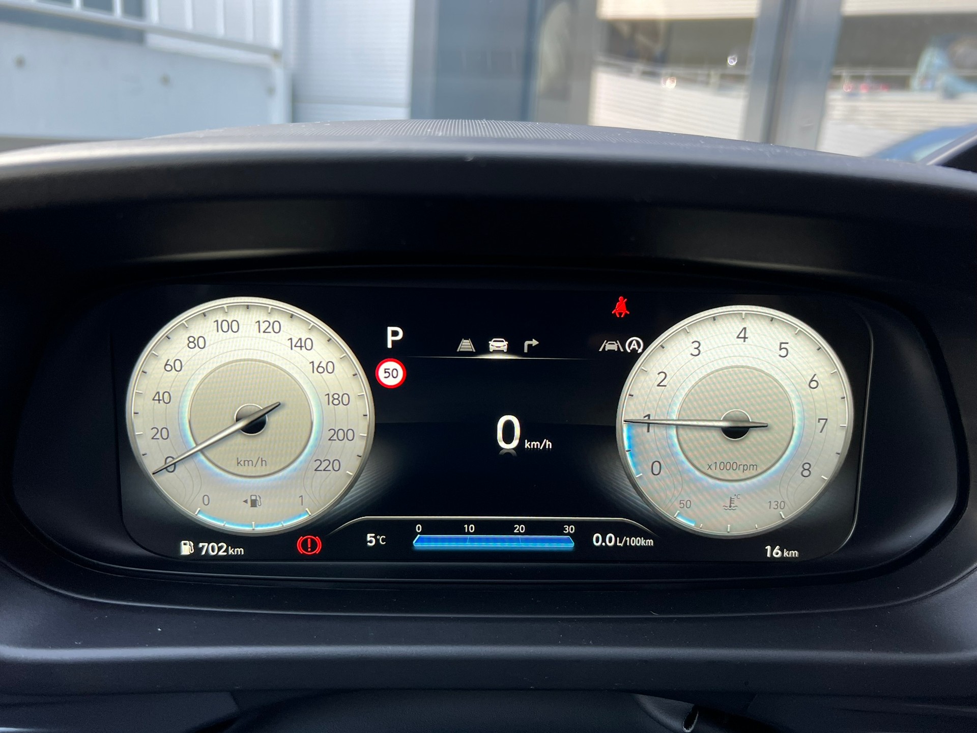 HYUNDAI i20 1.0 T-GDi Amplia DCT-image-19