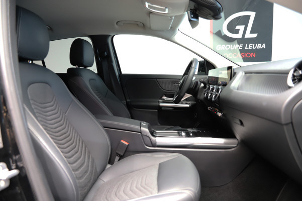 Image MERCEDES-BENZ GLA-200 GLA 200 7G-DCT