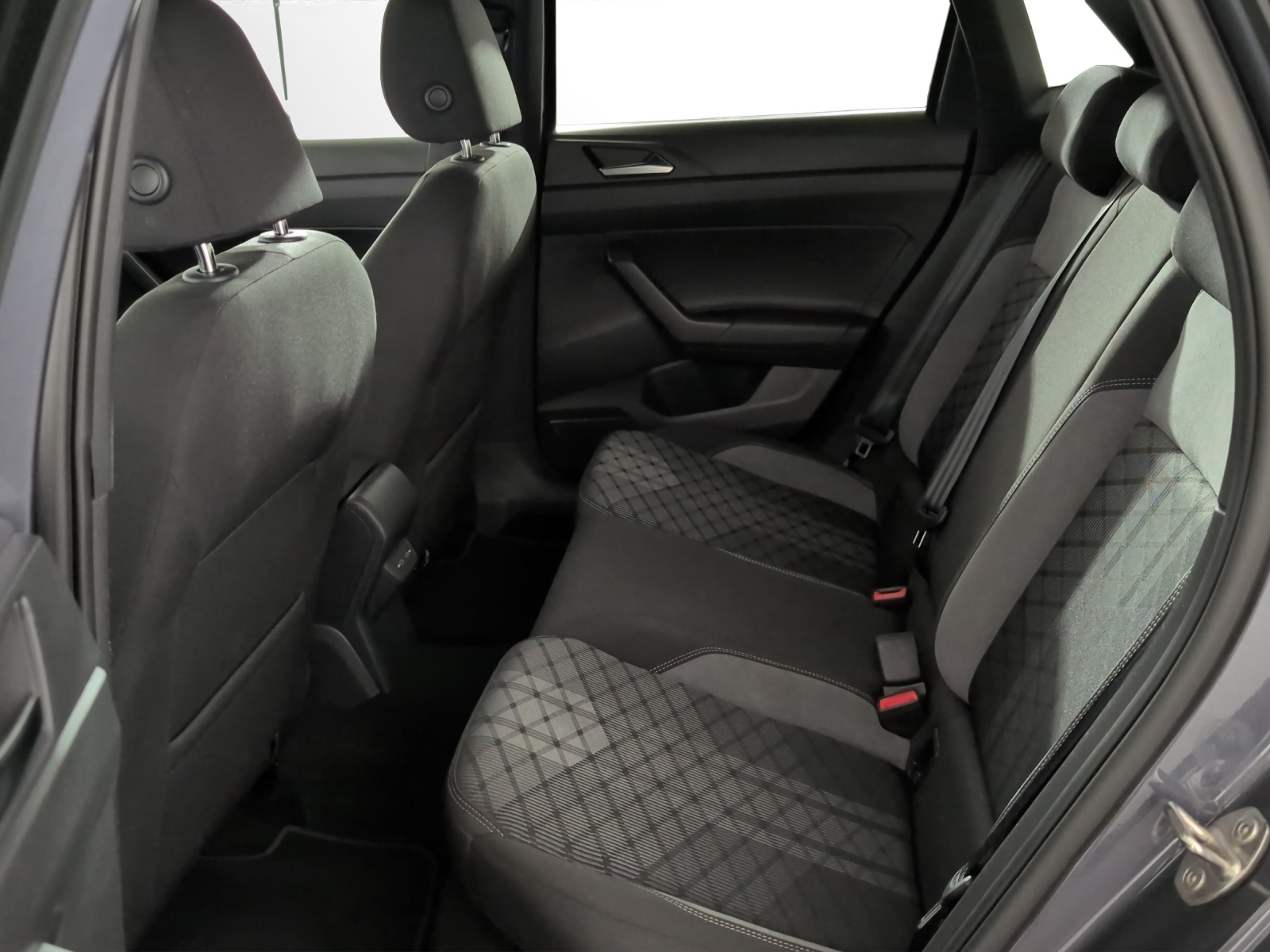 VW Polo 1.0 TSI R-Line DSG-image-7