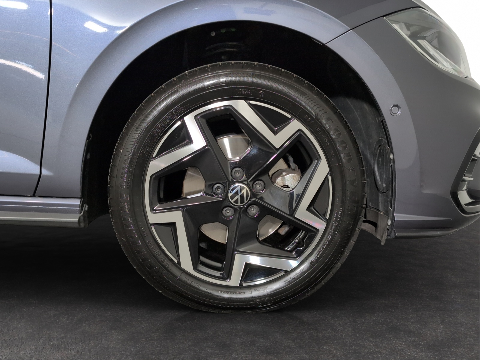 VW Polo 1.0 TSI R-Line DSG-image-4