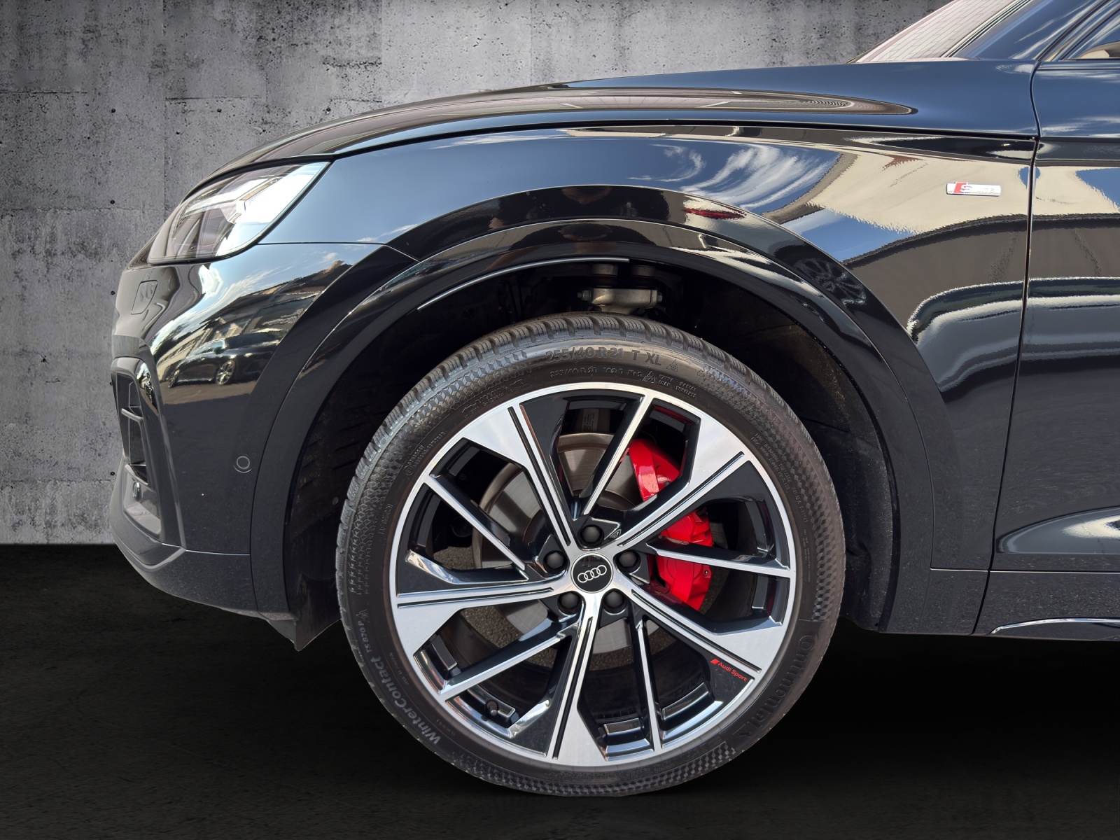 AUDI Q5 40 TDI Black Edition S-Line quattro S-tronic *CH-FZG. / Gratisservice / Werksgarantie*-image-5