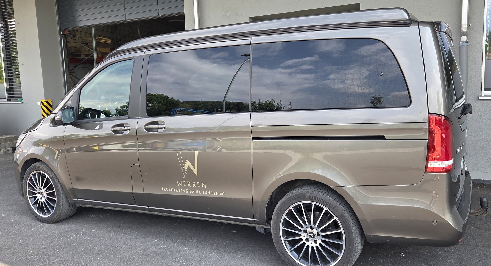 MERCEDES-BENZ 250 d Horizon 4matic-image-0