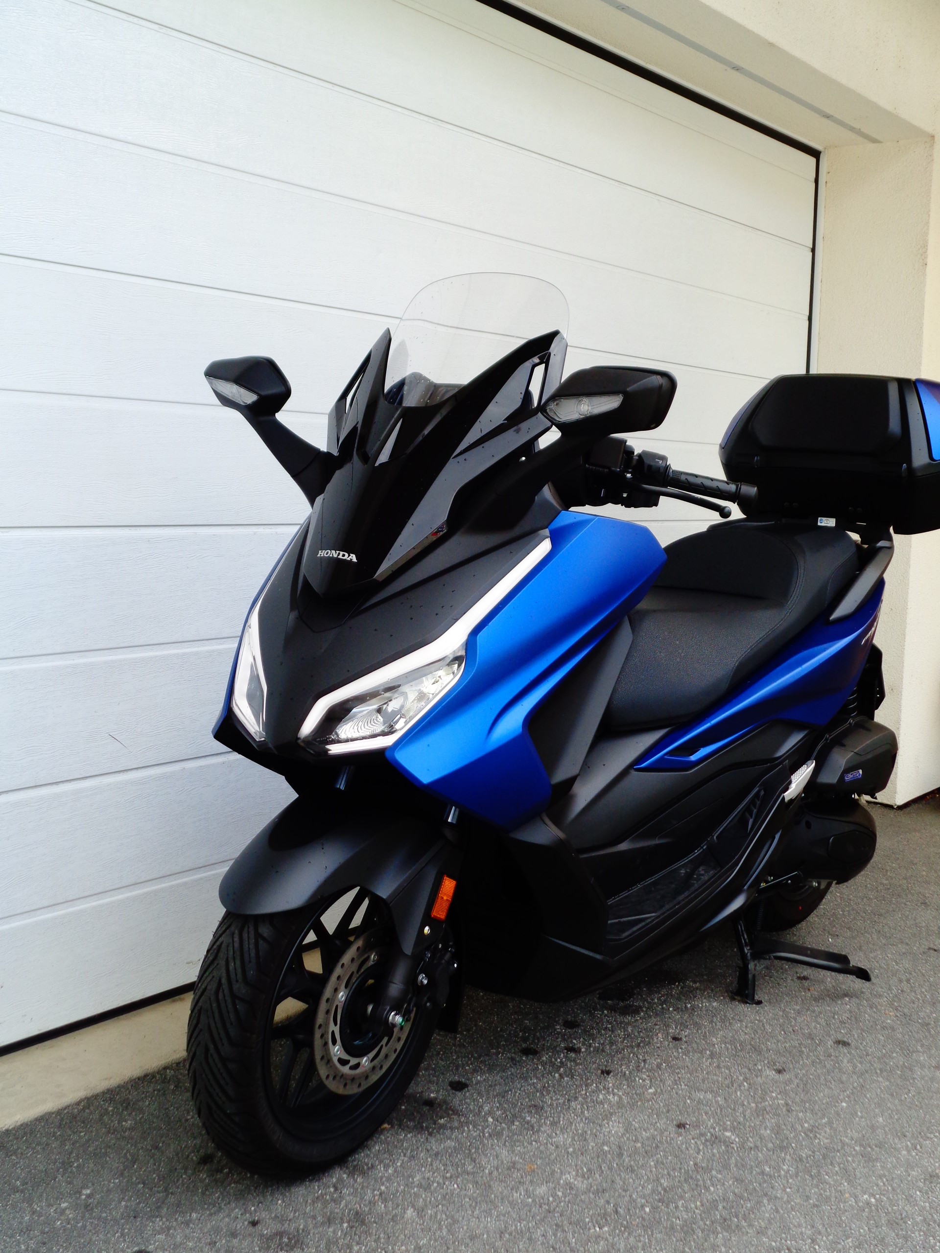 HONDA NSS 125 Forza Smart TopBox-image-7