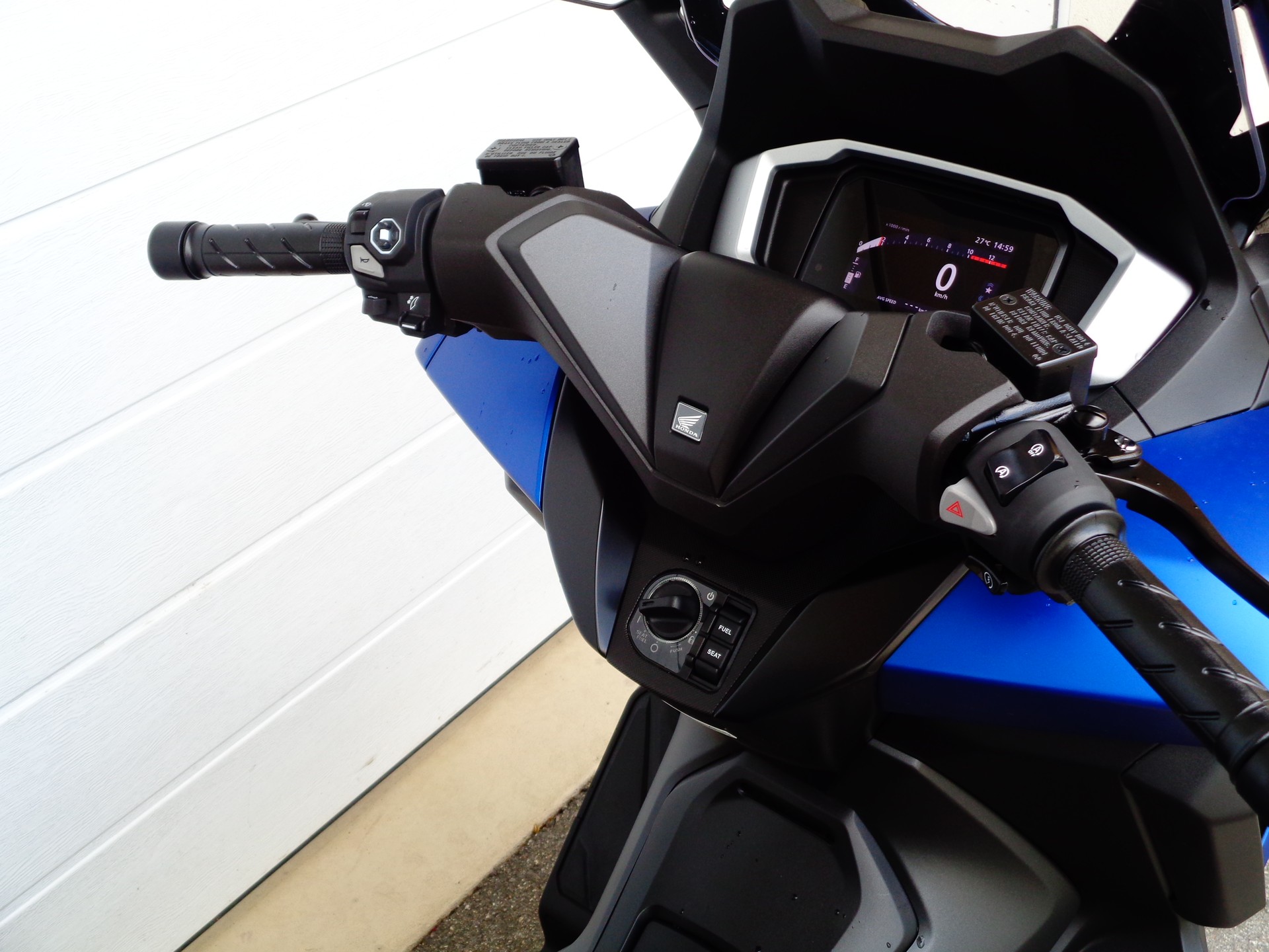 HONDA NSS 125 Forza Smart TopBox-showroom-element-3