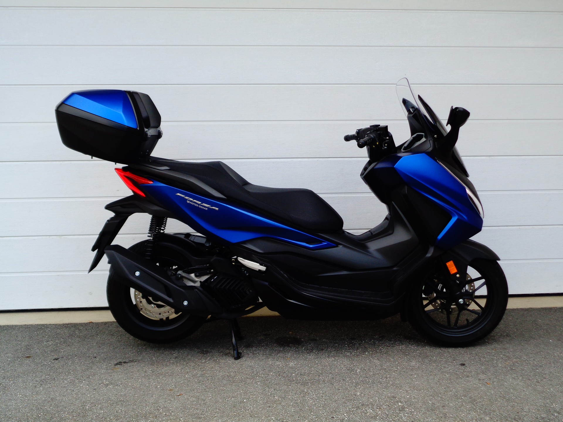 HONDA NSS 125 Forza Smart TopBox-showroom-element-1