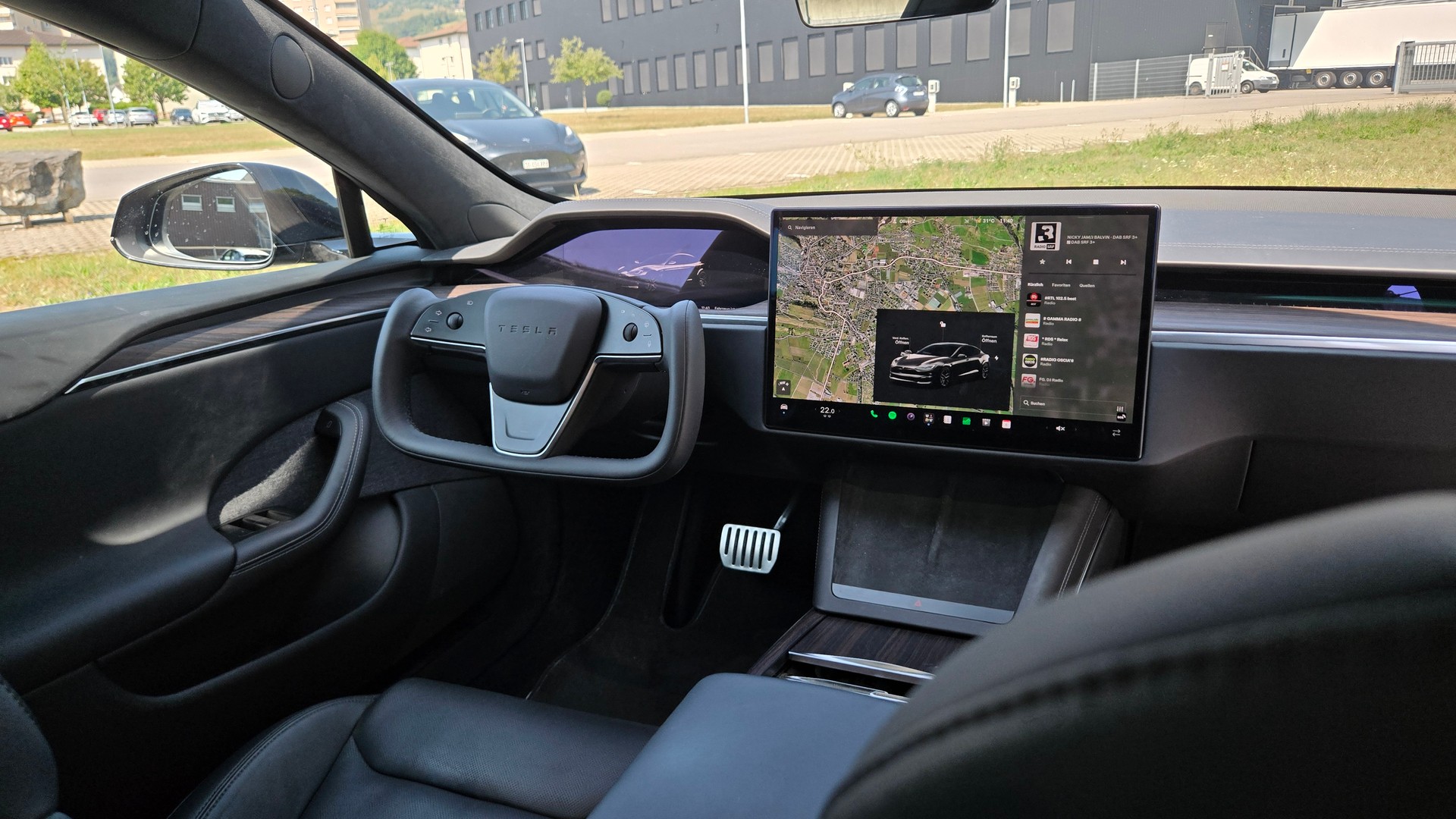 TESLA Basis-image-2