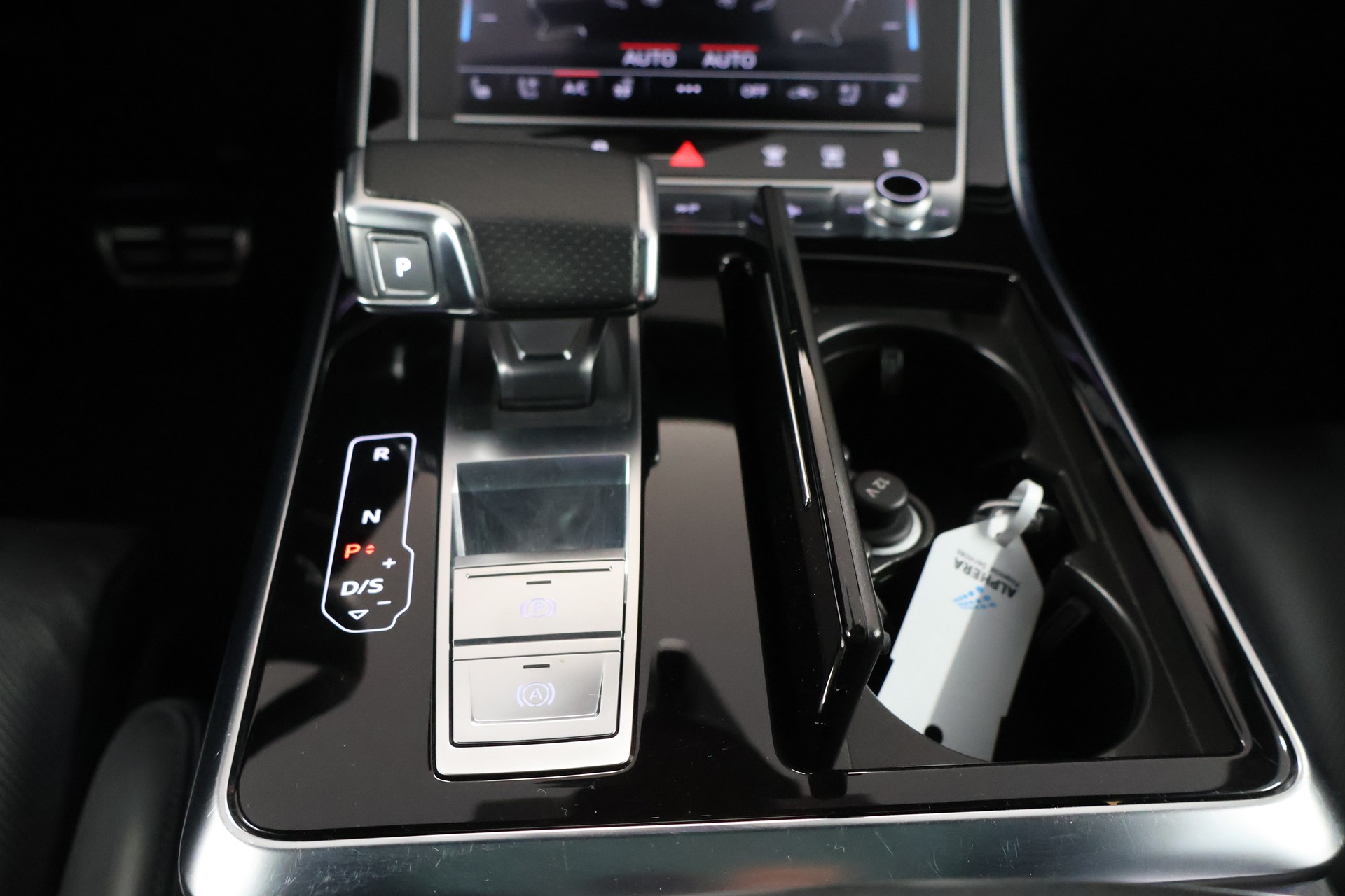 AUDI RSQ8 quattro tiptronic-image-20