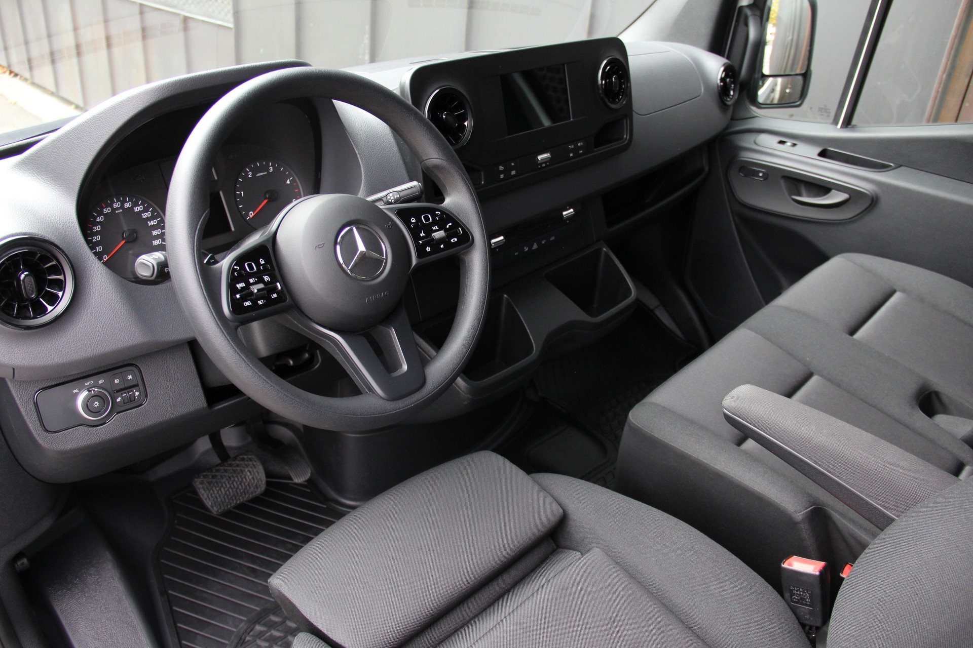 MERCEDES-BENZ Sprinter 317 CDI Standard 9G-TRONIC **360°KAMERA** AUTOMAT *NAVI* TEMPOMAT *SITZHEIZUNG.2x* 170.PS-image-11