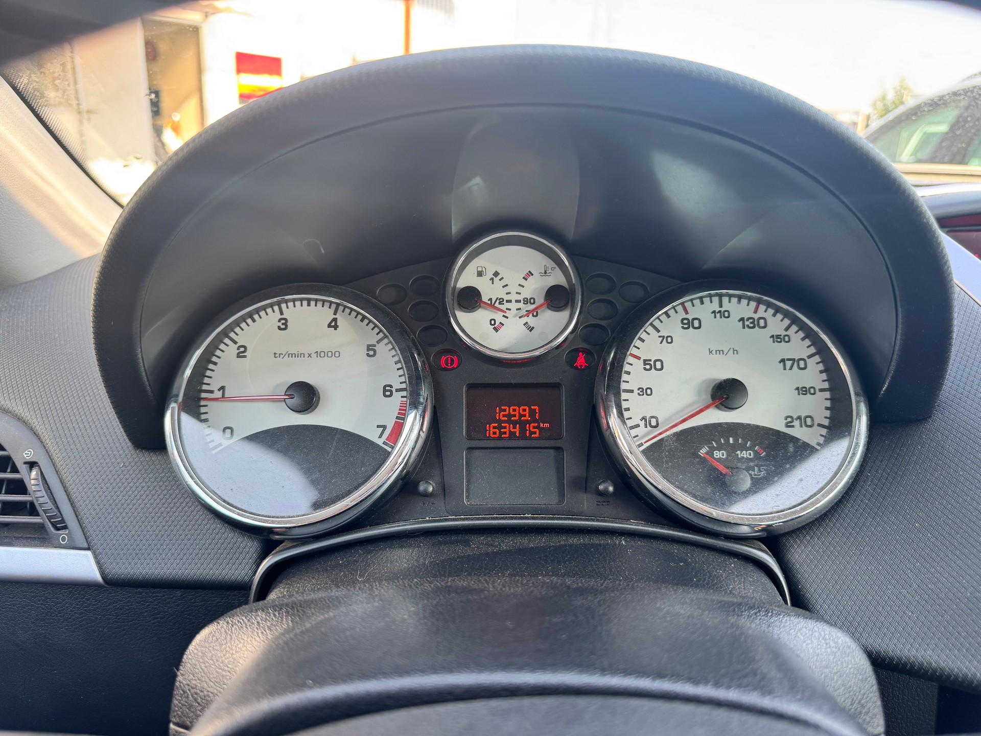 PEUGEOT 207 CC 1.6 16V Sport-image-5