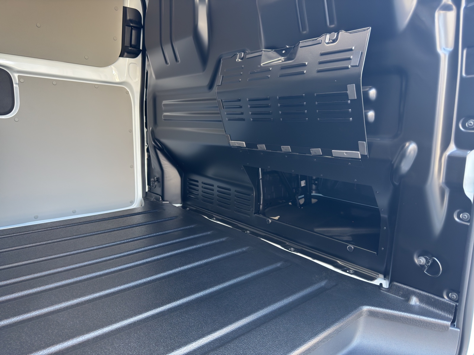 FORD Transit Custom Van 320 L2 2.0 EcoBlue 170PS Trend Automat-image-19