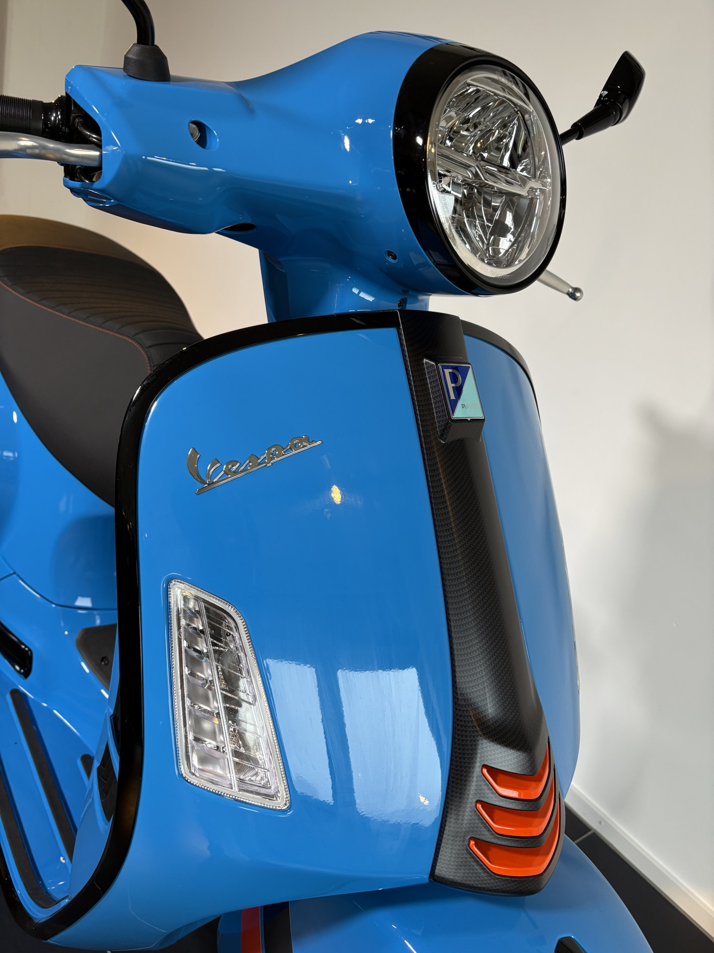 PIAGGIO Vespa GTS 310 Super Sport-showroom-element-3