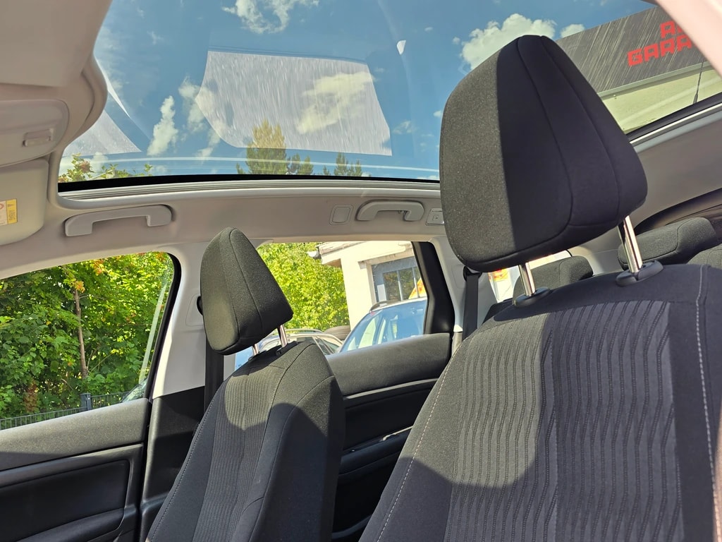 PEUGEOT 308 SW 1.6 HDI Business-image-12