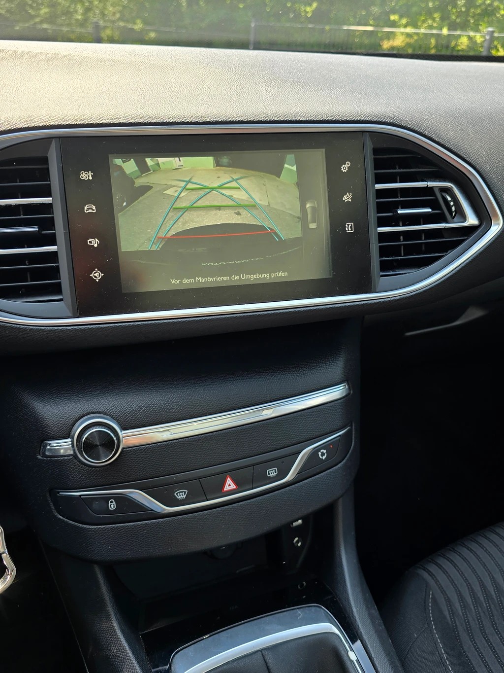 PEUGEOT 308 SW 1.6 HDI Business-image-10