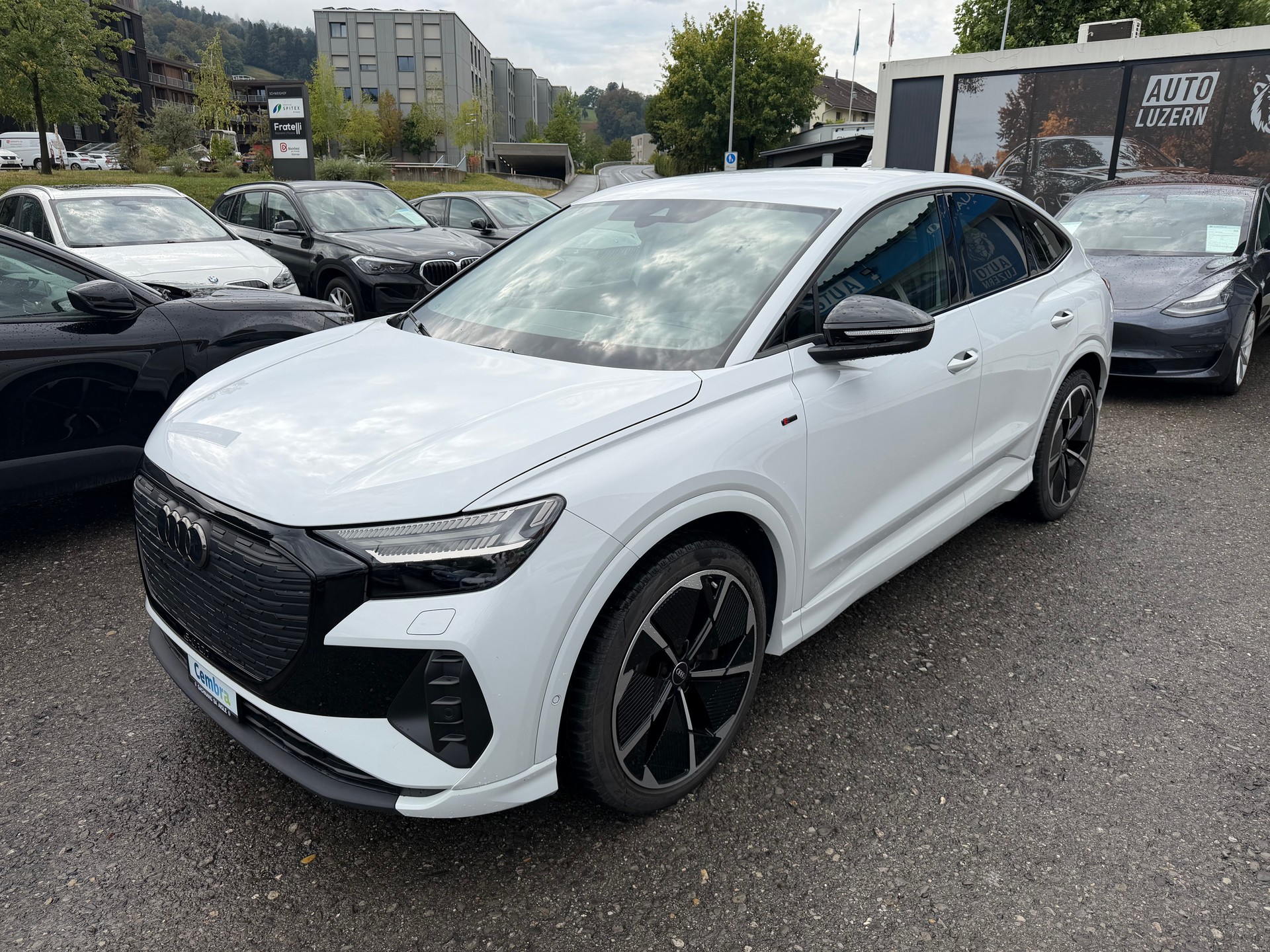 AUDI Q4 Sportback e-tron S-LINE 50 quattro-showroom-element-1