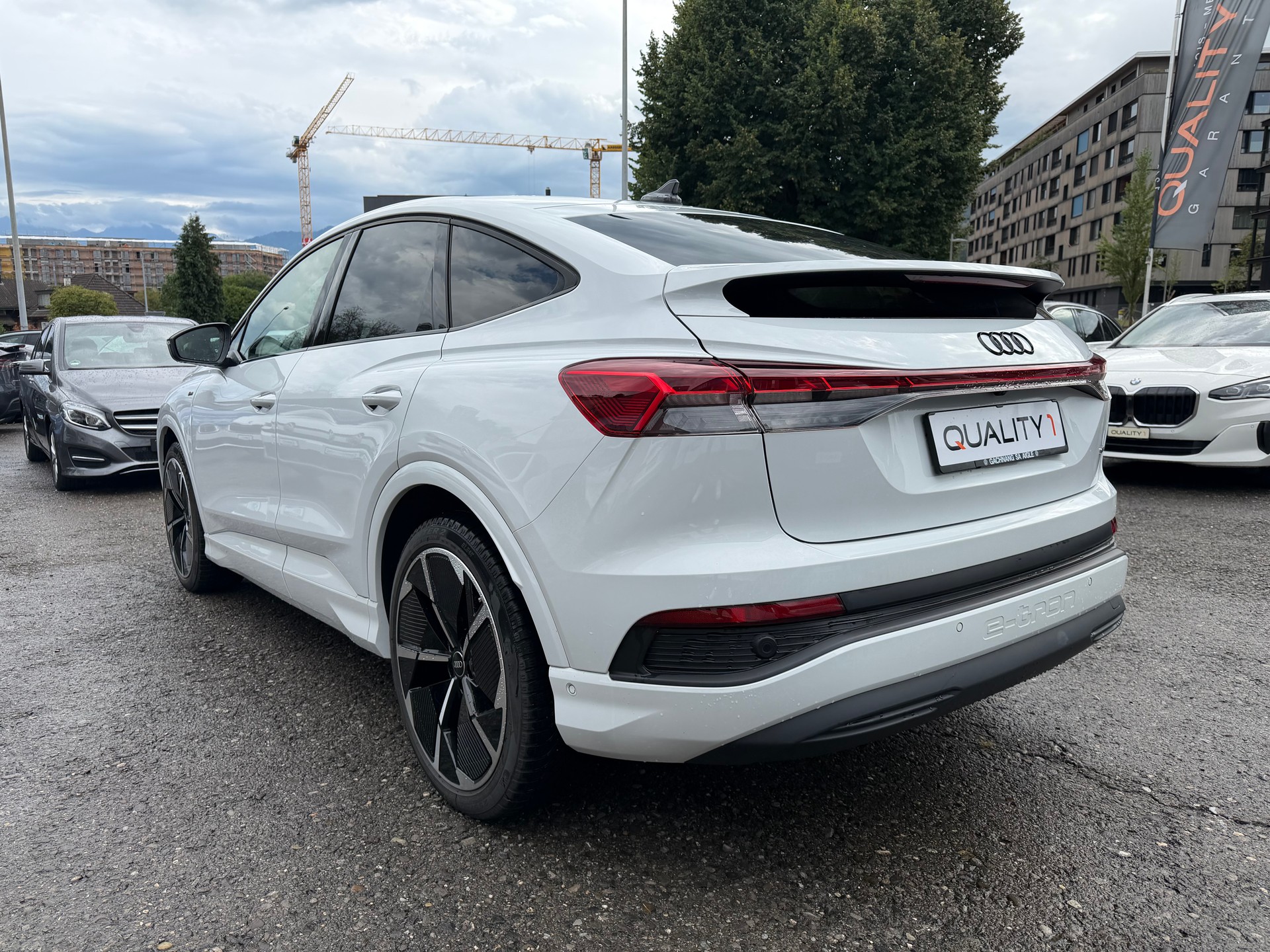 AUDI Q4 Sportback e-tron S-LINE 50 quattro-image-8