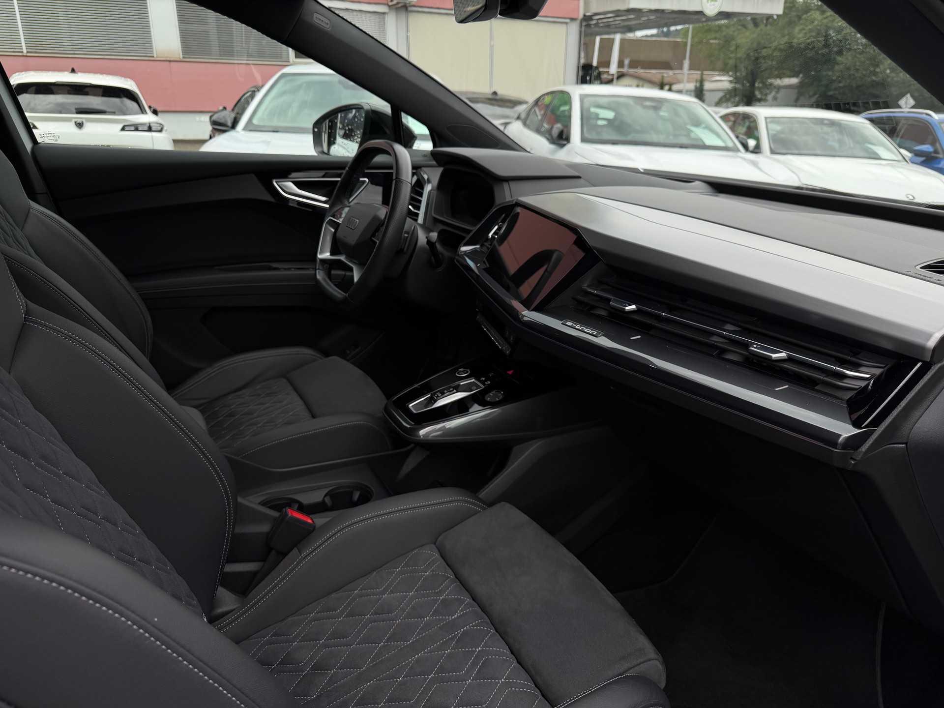 AUDI Q4 Sportback e-tron S-LINE 50 quattro-image-14