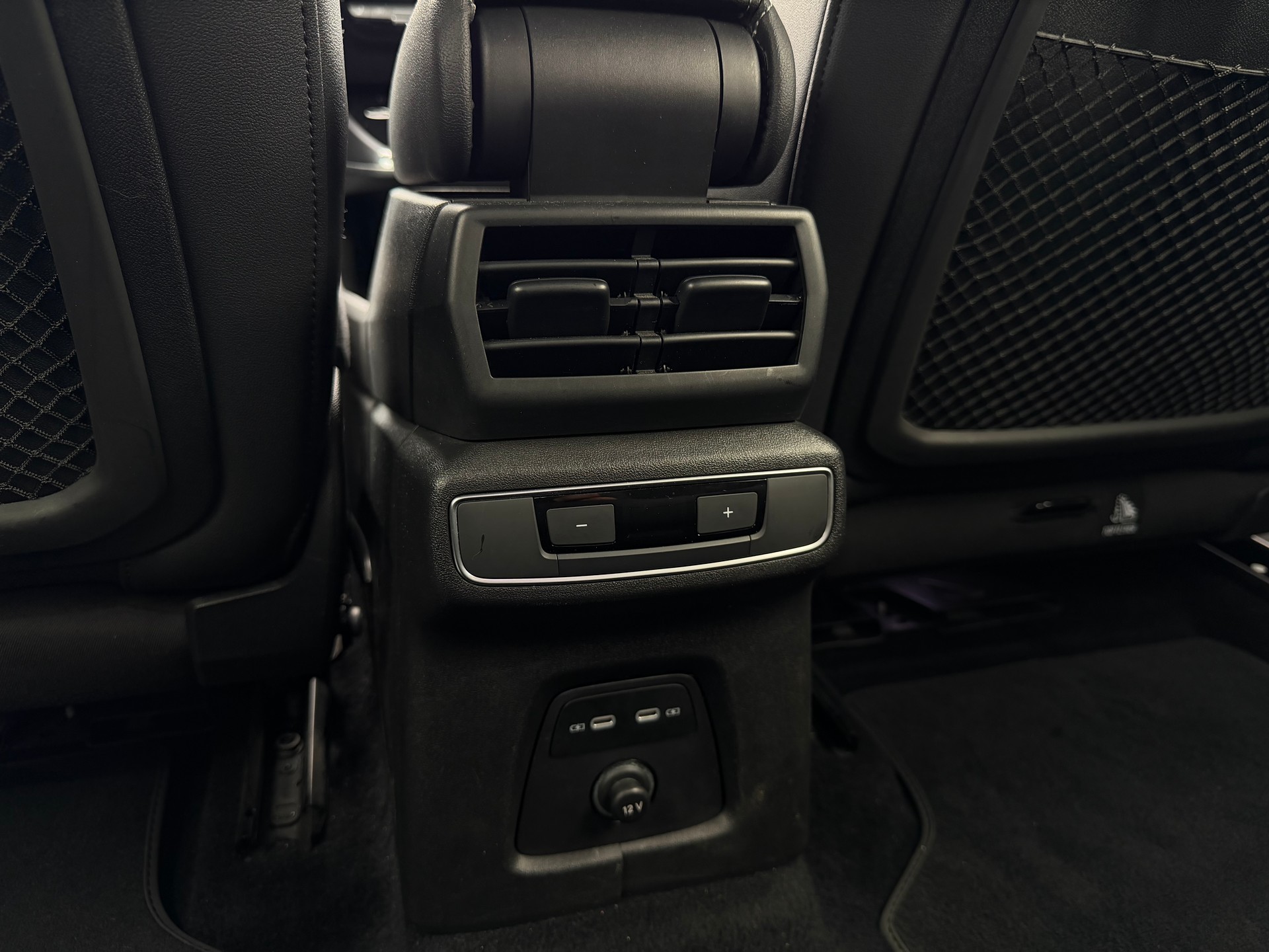 AUDI Q4 Sportback e-tron S-LINE 50 quattro-image-26