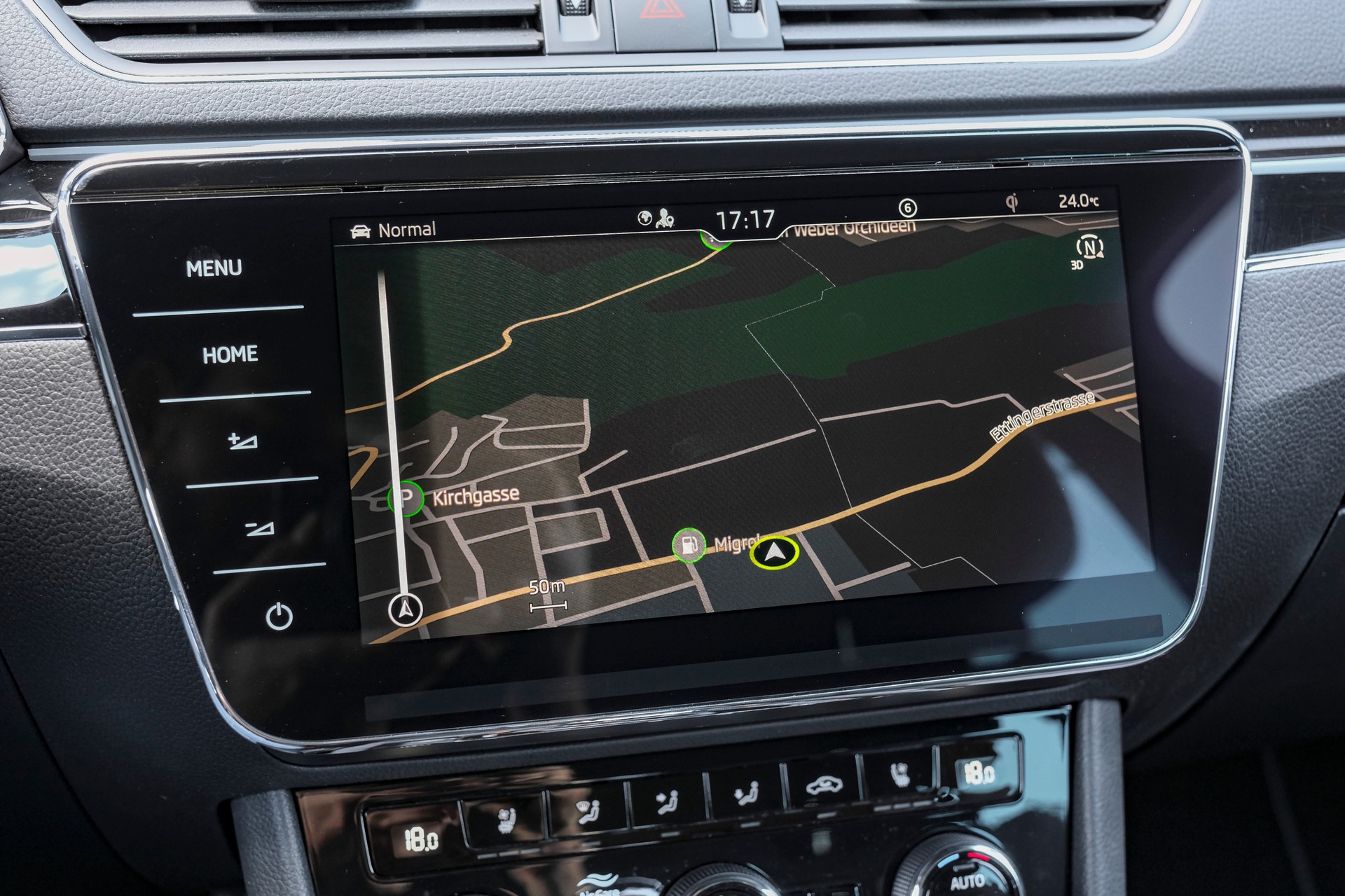 SKODA Superb Combi 2.0 TDi L&K 4x4 DSG-image-17