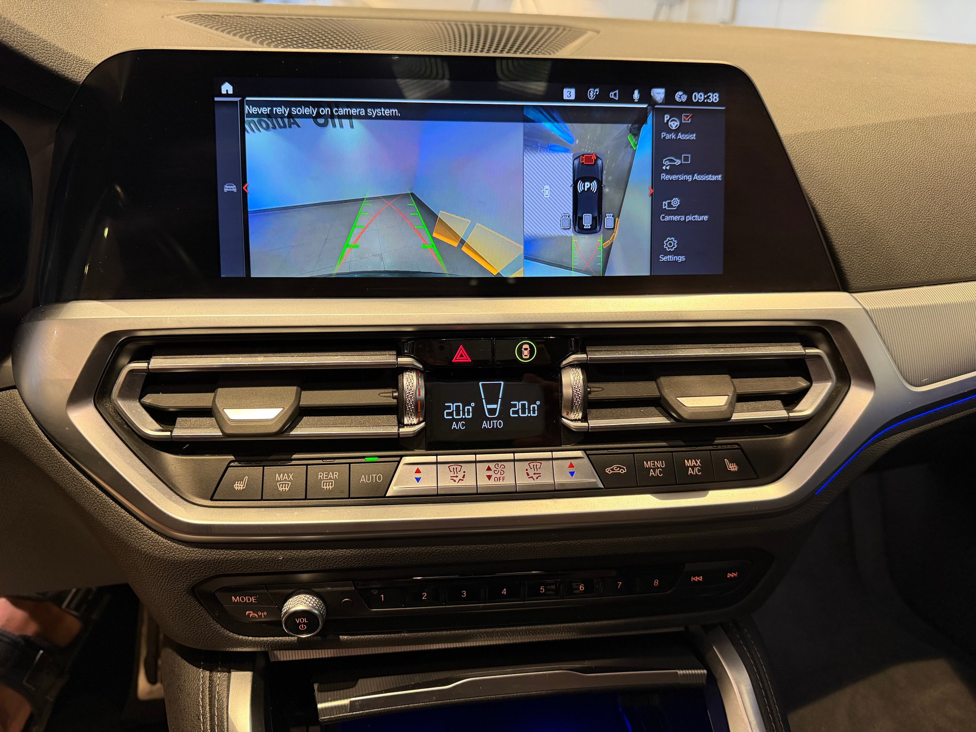 BMW M440i xDrive Gran Coupé-image-10