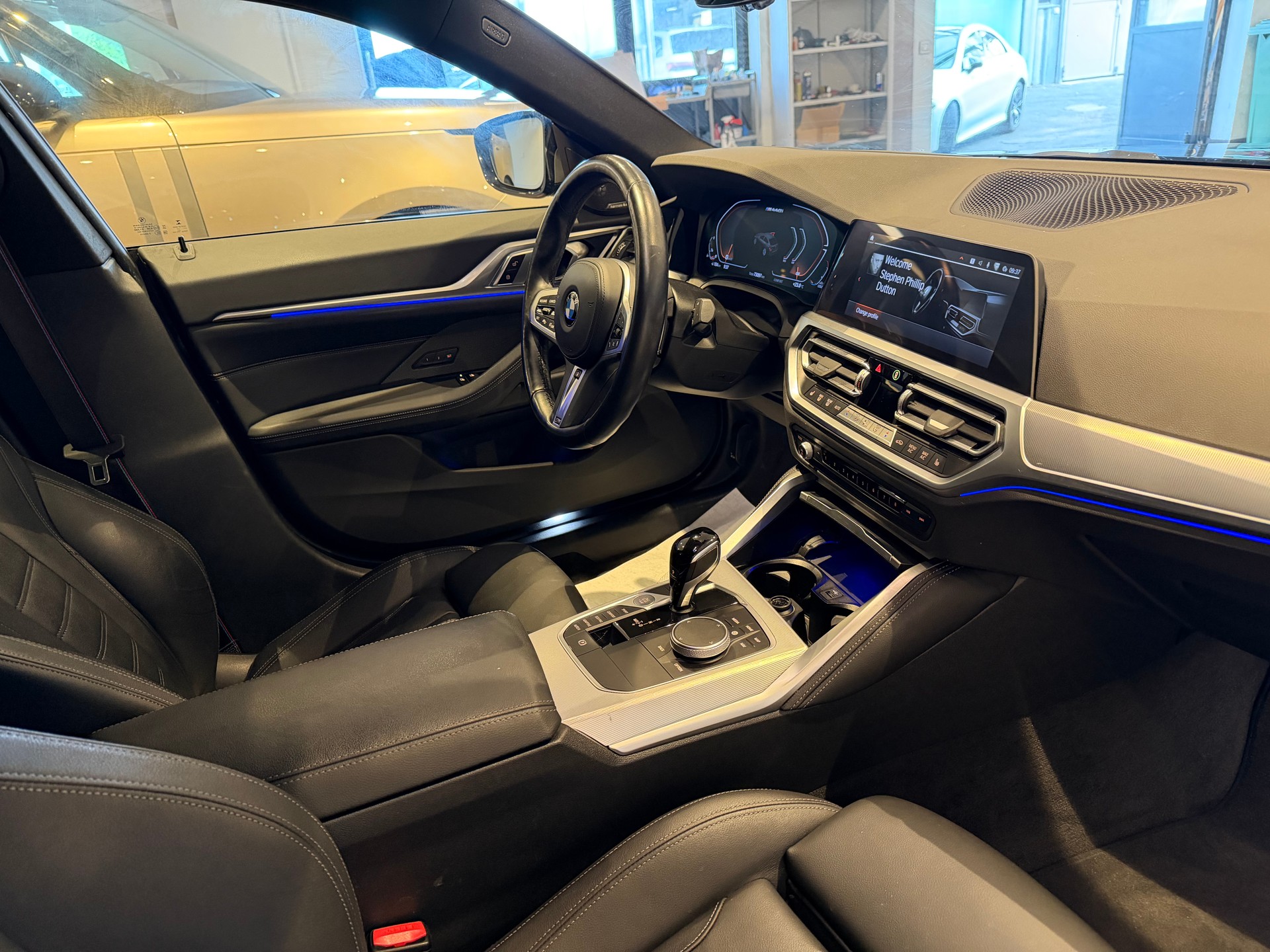 BMW M440i xDrive Gran Coupé-image-6