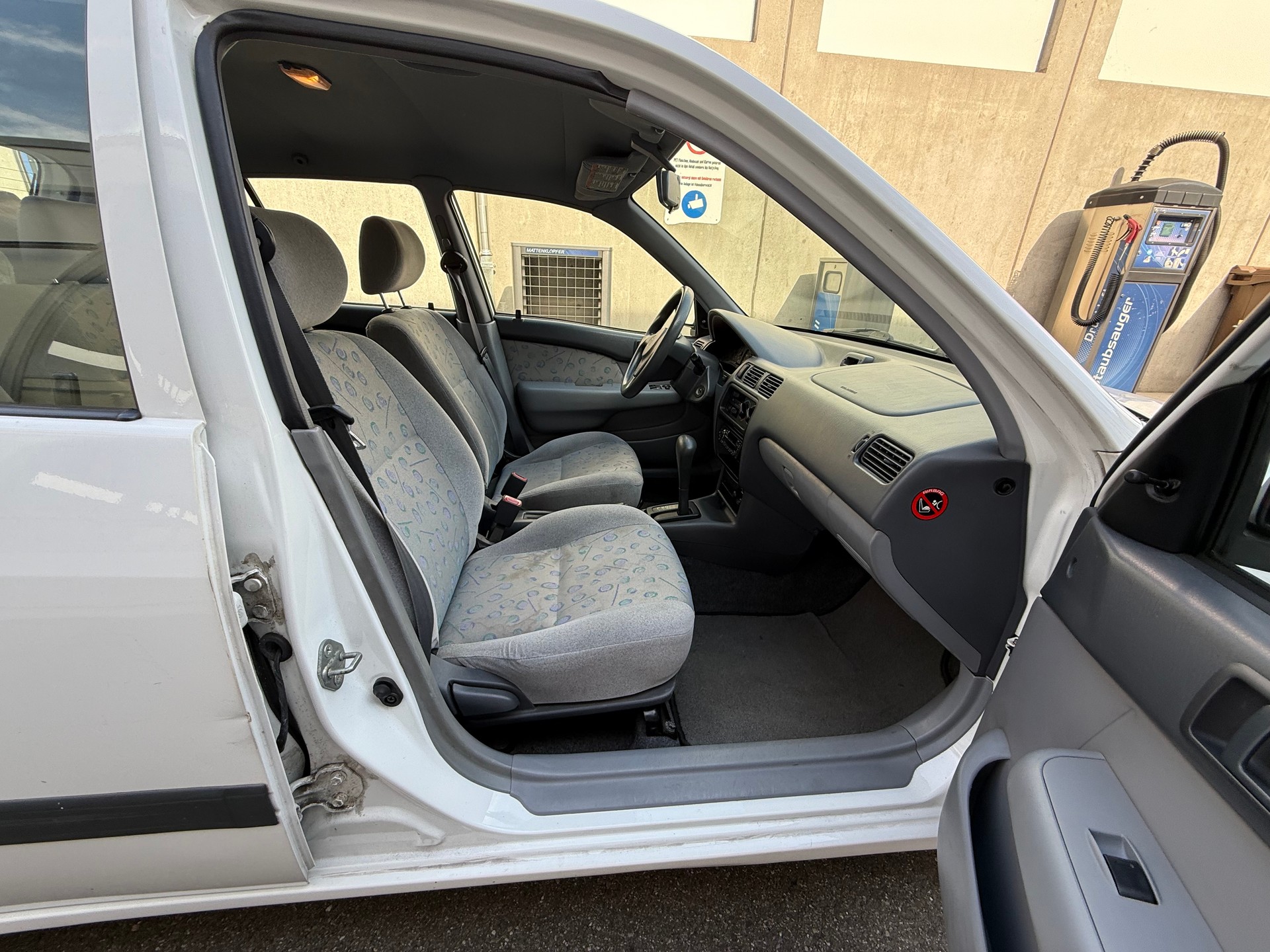 TOYOTA Starlet 1.3-image-14