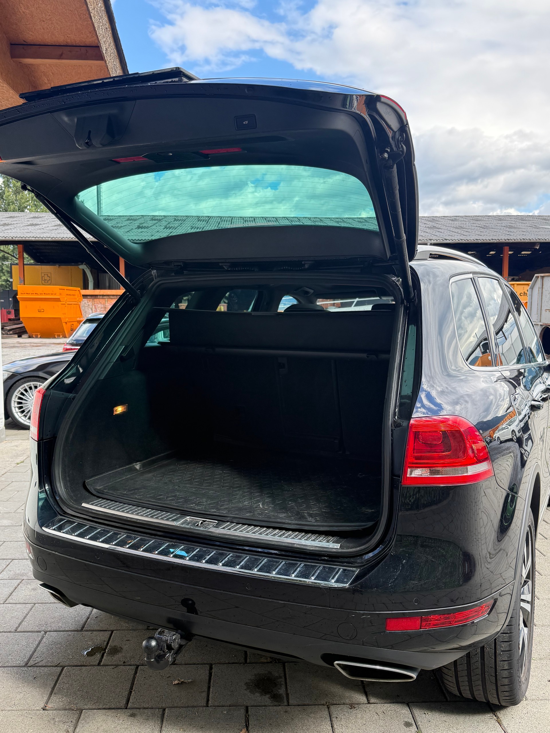 VW Touareg 3.0 TDI V6-image-6